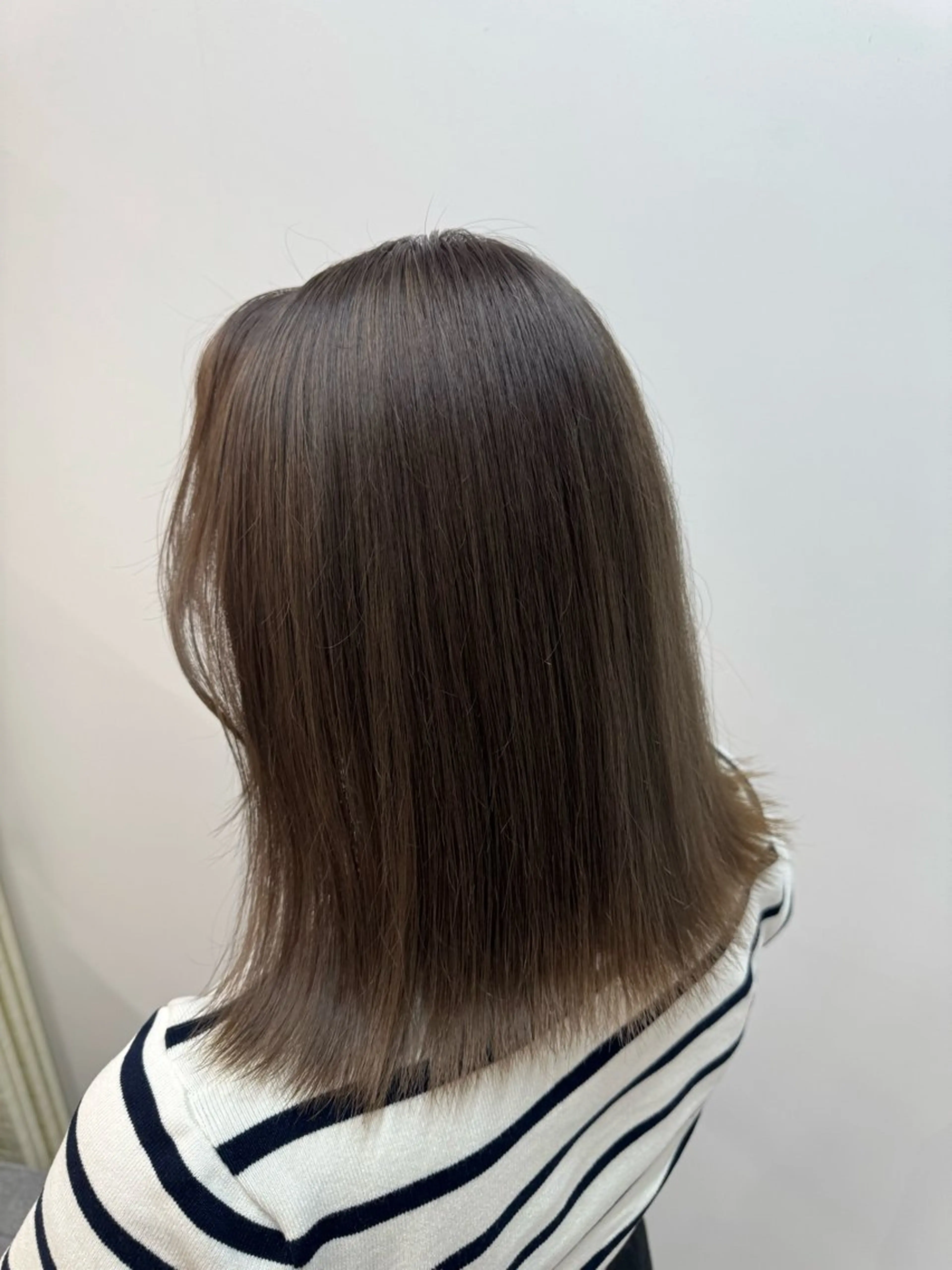 カラー レイヤーカット/ 艶カラー/山内一暉のヘアスタイル