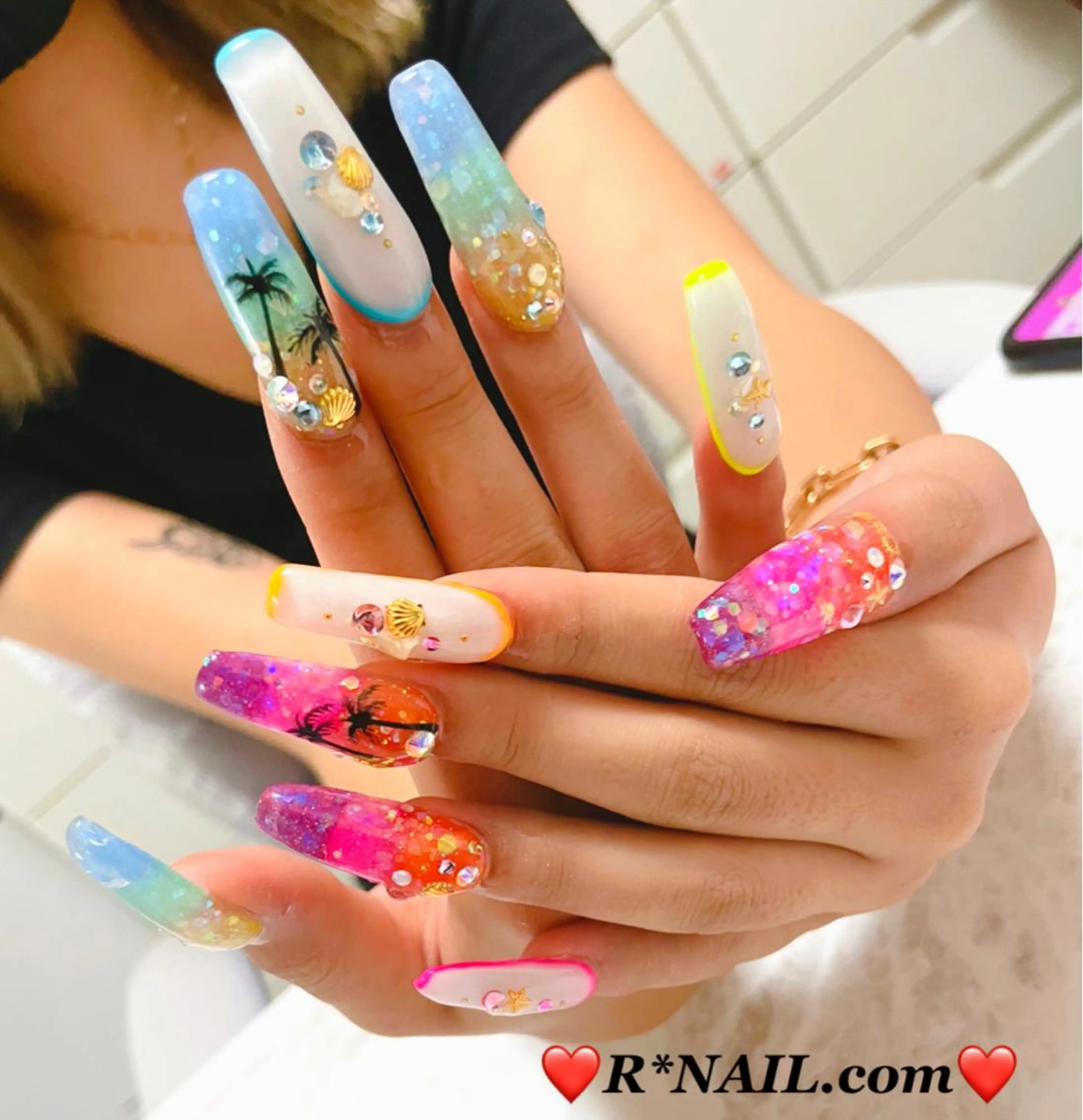 ネイル ハンドネイル R*NAIL .comのネイルデザイン