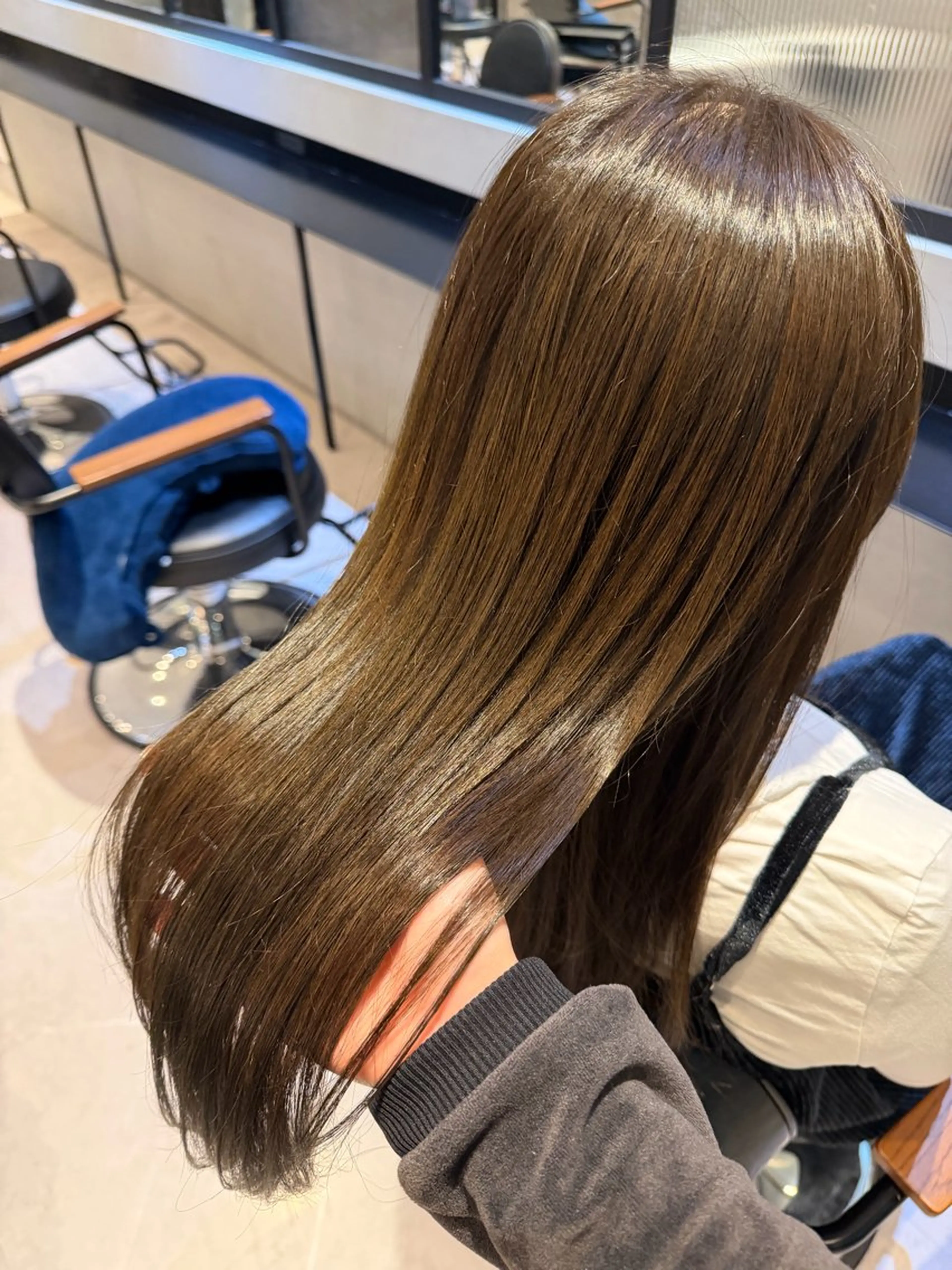 セミロング カラー 透明感カラー🫧/ 髪質お悩み改善/みゆのヘアスタイル