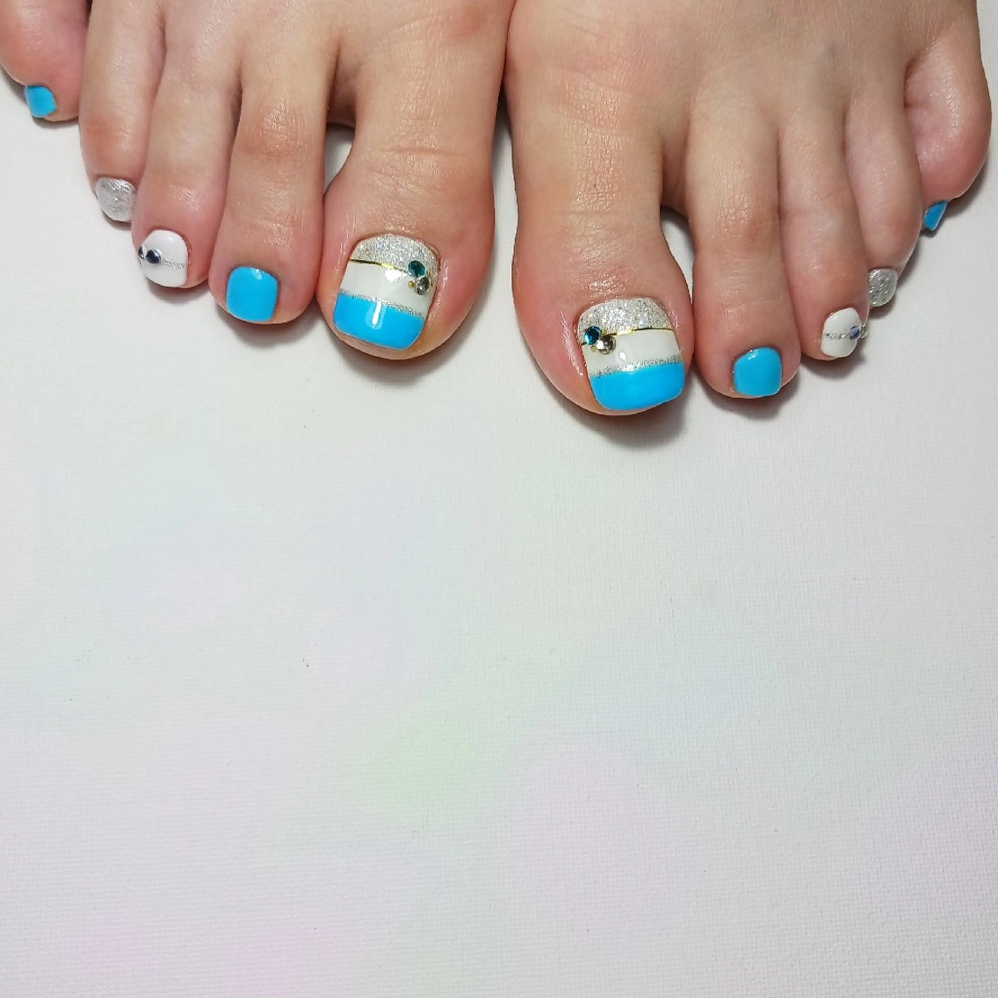 ネイル ボーダー ジェルネイル 持ち込み ショートネイル フットネイル owlnail /持込みデザイン専門のネイルデザイン