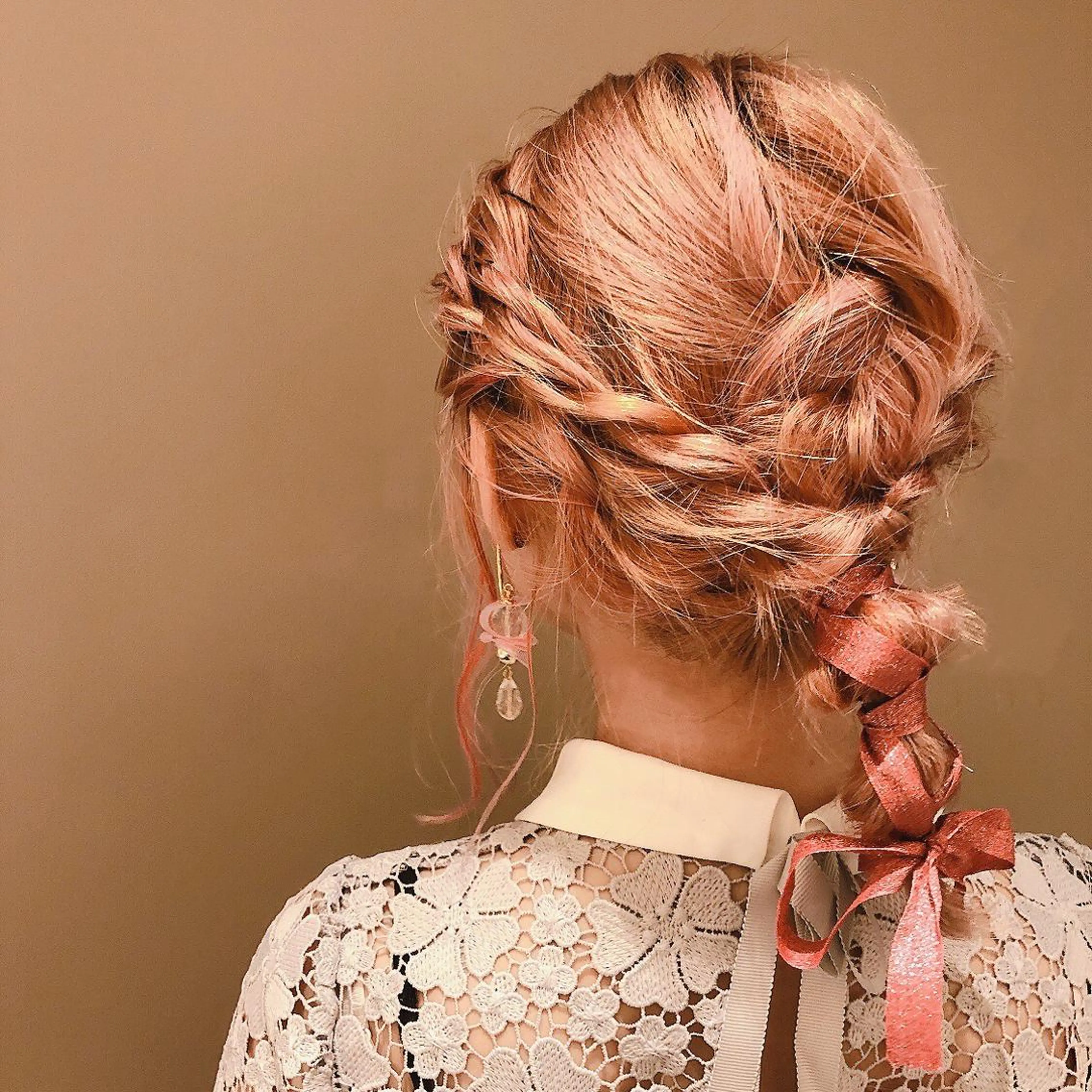 ミディアム カラー ヘアアレンジ ピンクカラー CheRiR【シェリール】所属・cherir髪質改善 パーソナルカラー診断のヘアスタイル