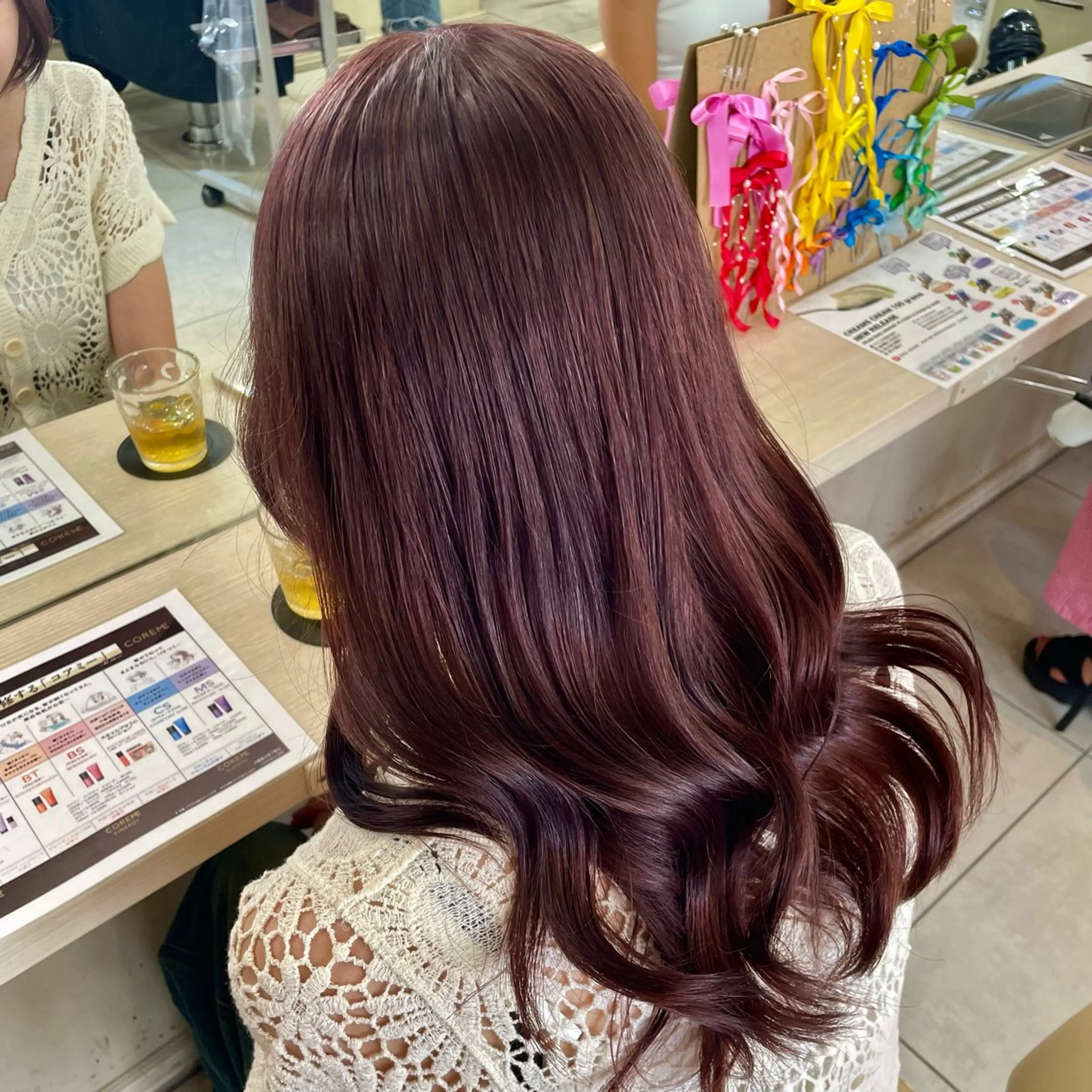 セミロング カラー ブラウンカラー ピンクカラー ピンクブラウン ヘアカラー 横浜パーマ🌐 暖色カラー🍒もえかのヘアスタイル