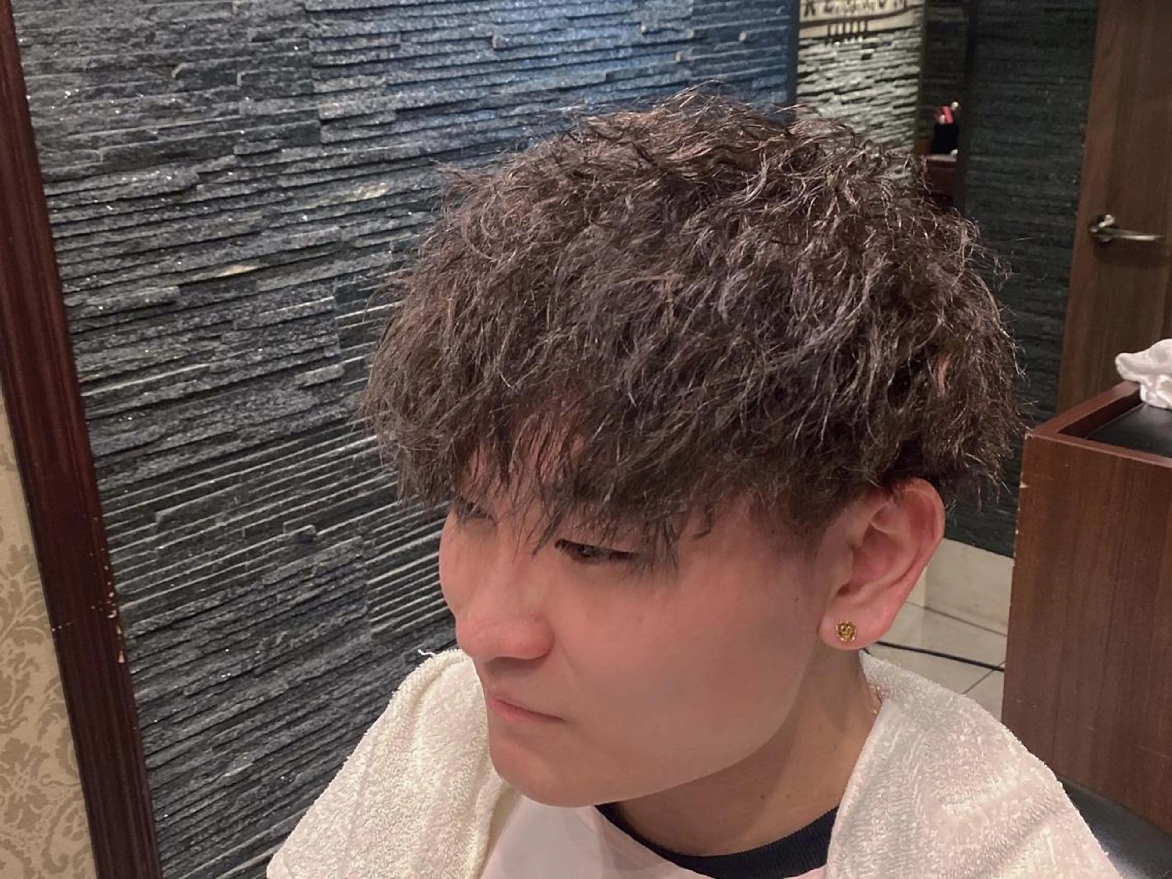 ロング パーマ メンズ メンズパーマ メンズツイストパーマ ツイストパーマ 高垣 大輔のヘアスタイル