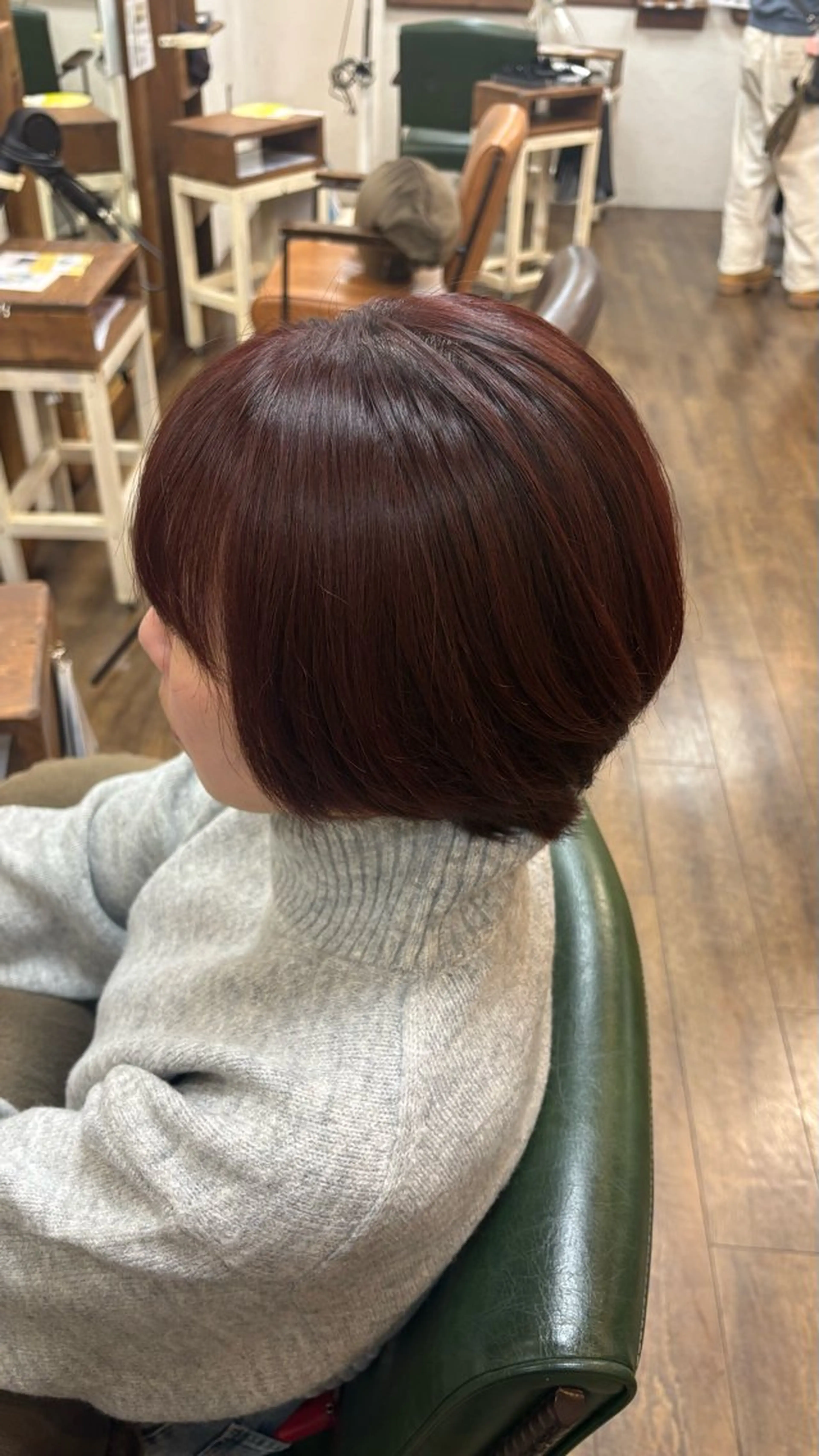 ショート ヘアカラー chacha blanc元山のヘアスタイル