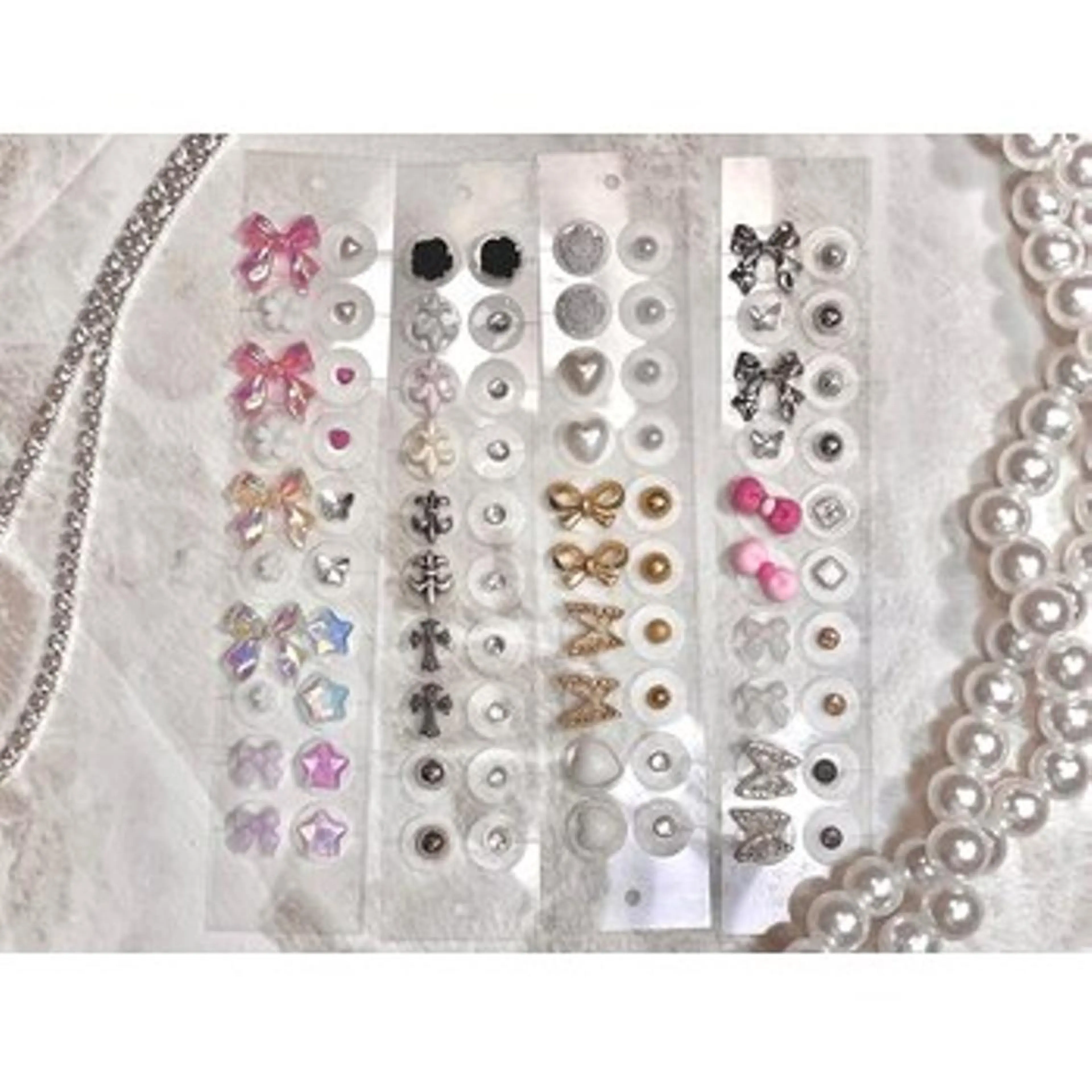 luna 🐈‍⬛のネイルデザイン