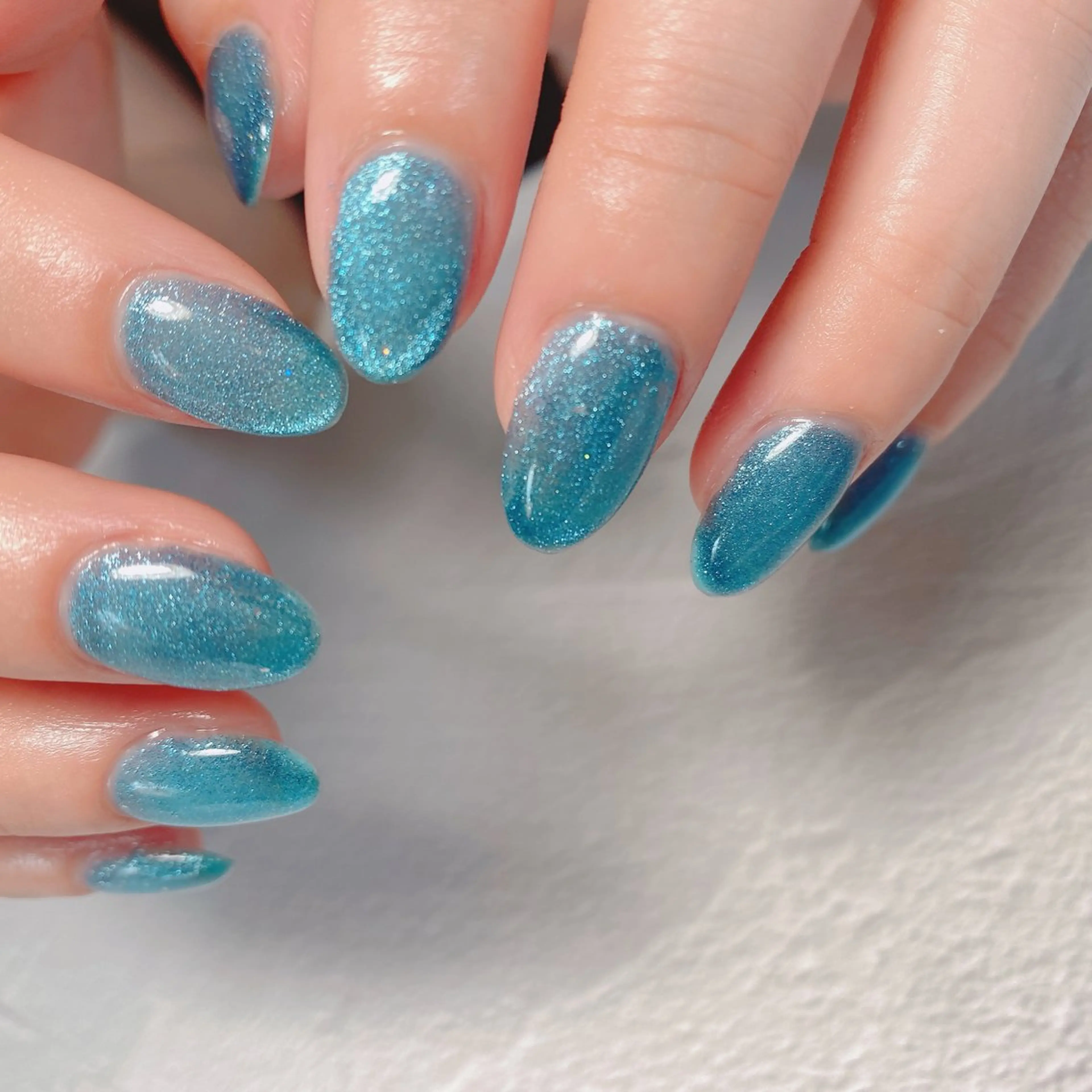 ネイル 水色 マグネットネイル ワンカラーネイル 大人キレイ 𝑁𝑖𝑥𝑖𝑠のネイルデザイン