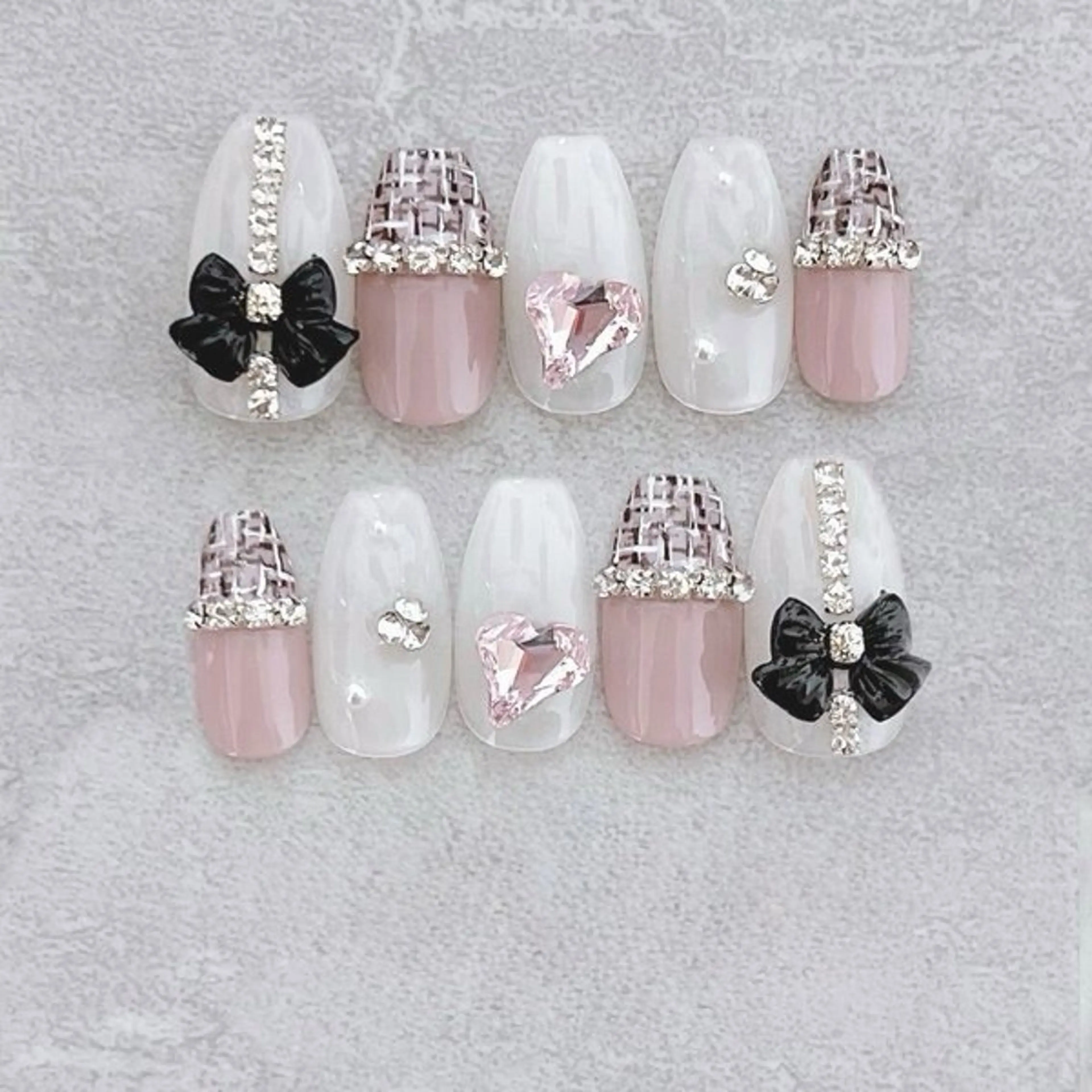 ネイル ハンドネイル H&B 楊のネイルデザイン