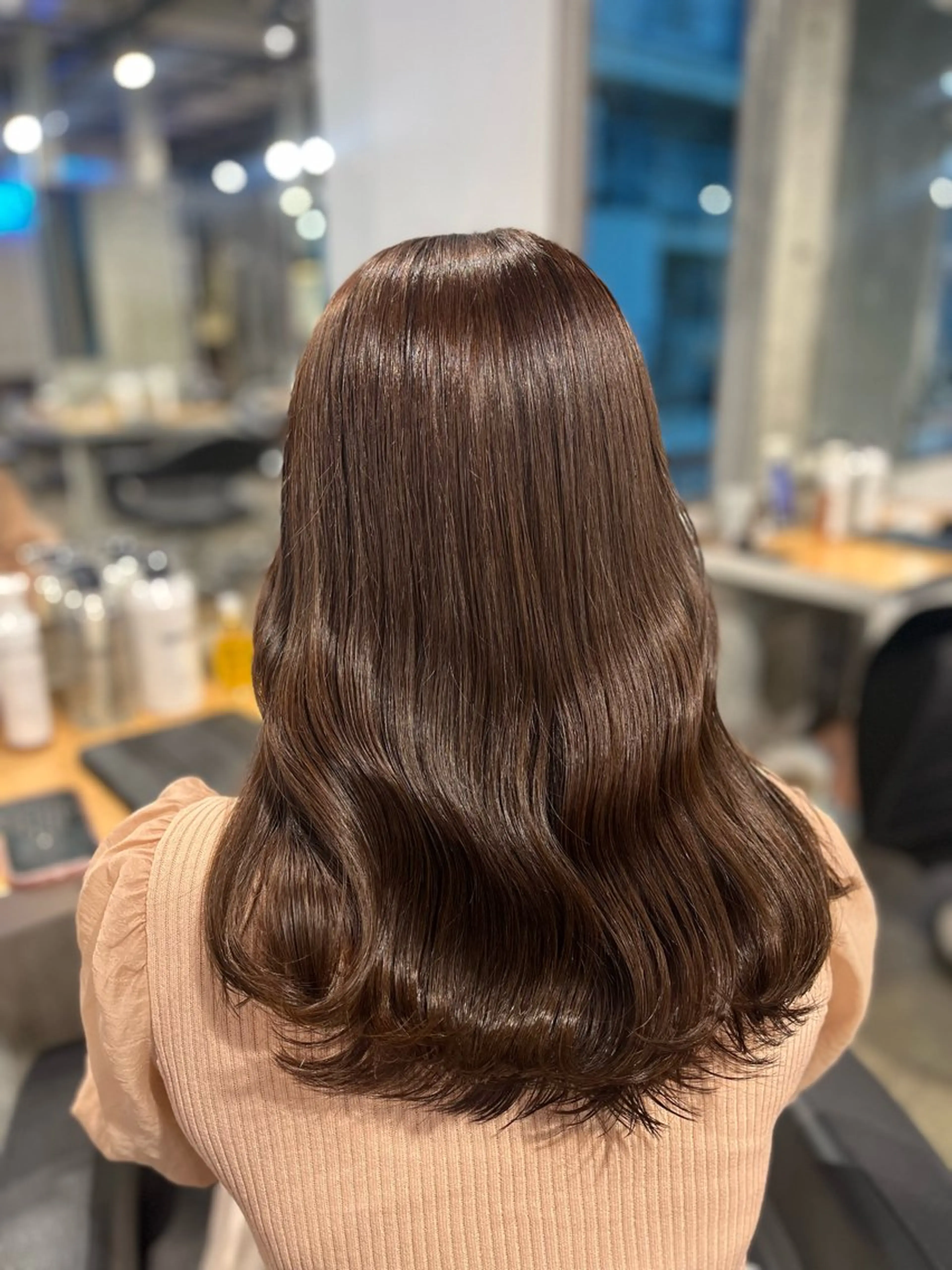 ロング カラー ハイトーンカラー 🦄レイヤーカットのヘアスタイル