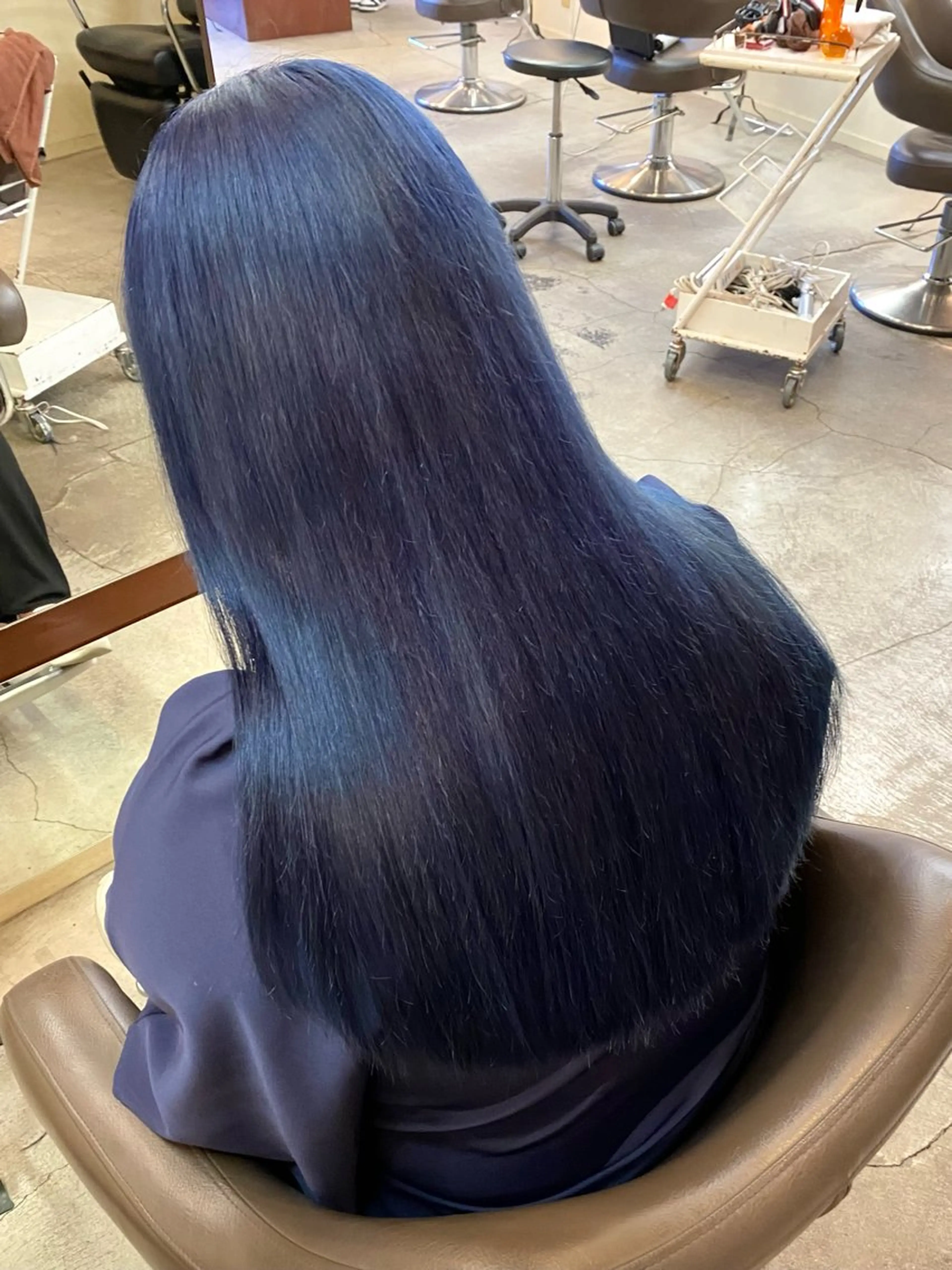 ロング カラー ブルーカラー ネイビーカラー HIKARIS 相川所属・ウチダ ユウヤのヘアスタイル