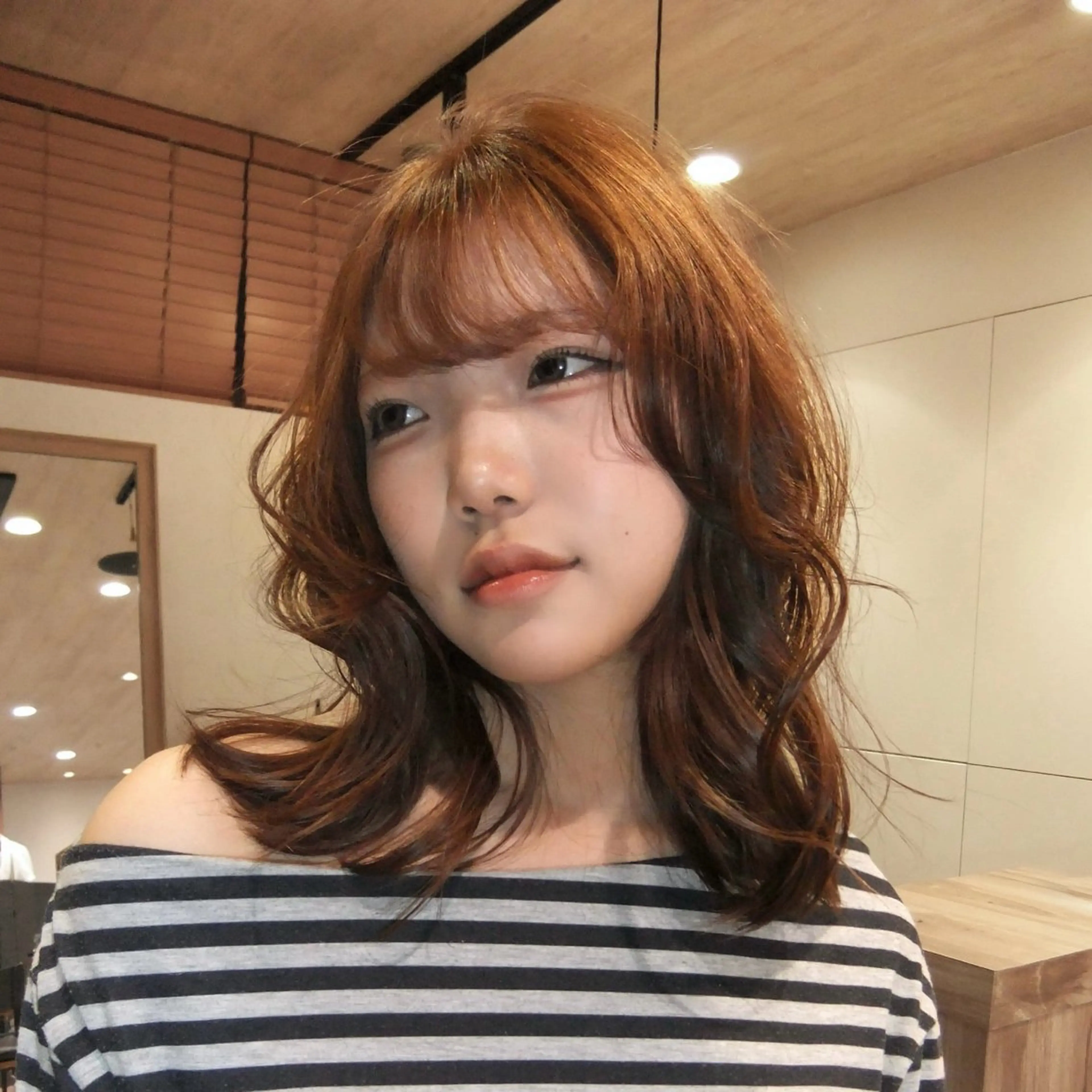 ミディアム カラー ヘアカラー トリートメント レイヤー/似合わせ/ yuan⟡.·のヘアスタイル