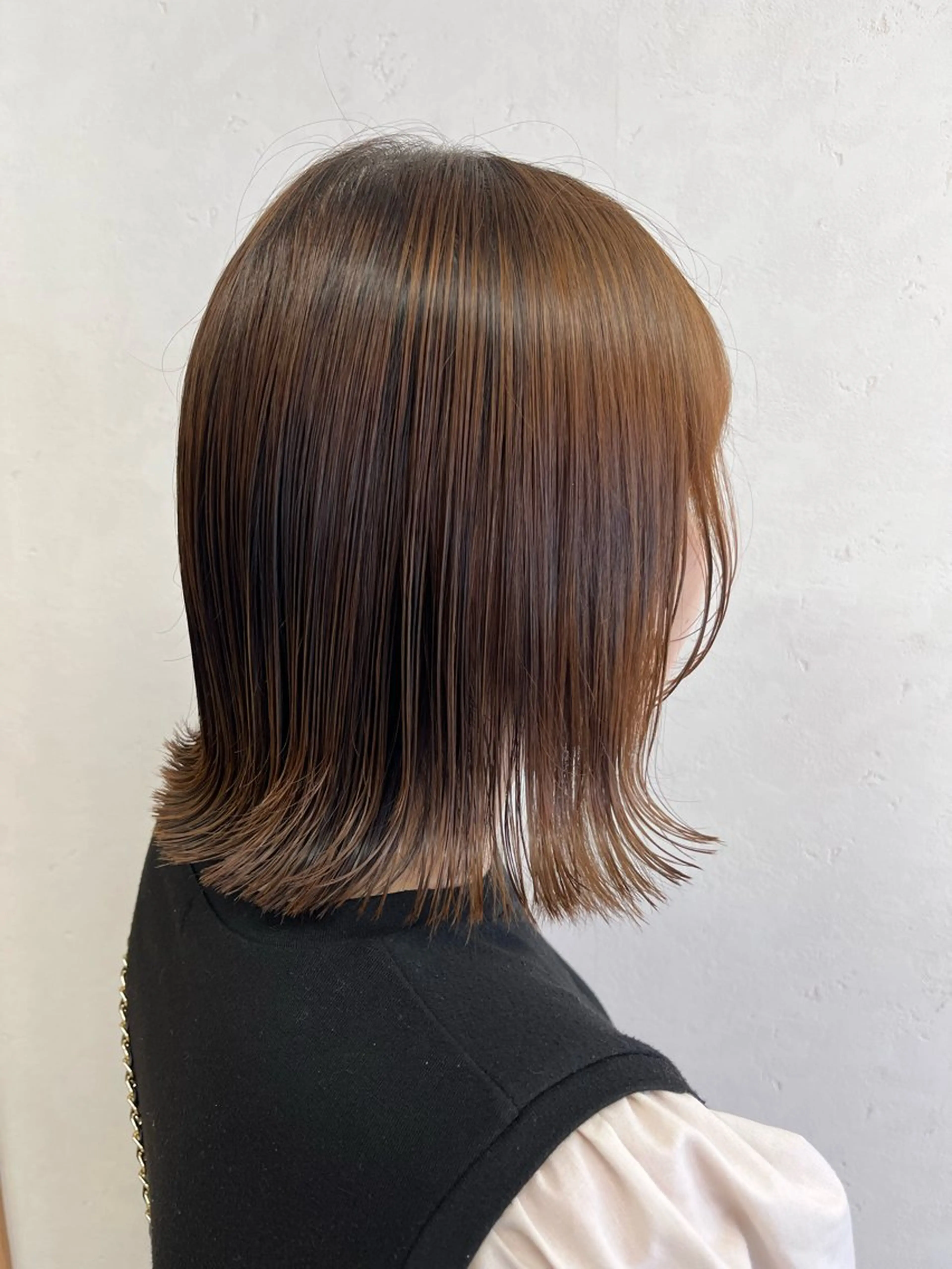 ミディアム カット ナチュラルベージュ/ 顔周りカット/由喜のヘアスタイル