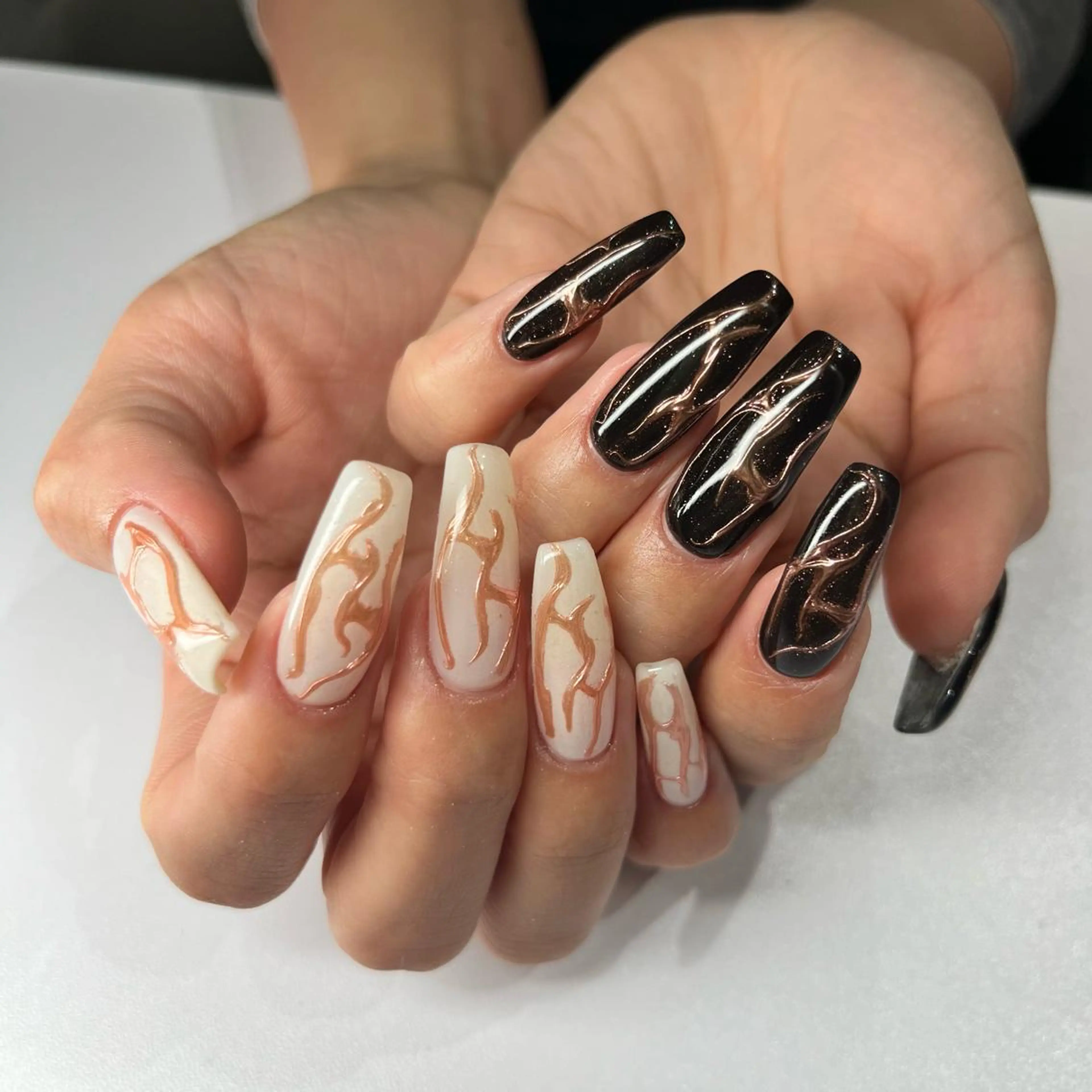 ロング ネイル マツエク・マツパ フットネイル apopi's所属・apopis＊ close23:00のネイルデザイン