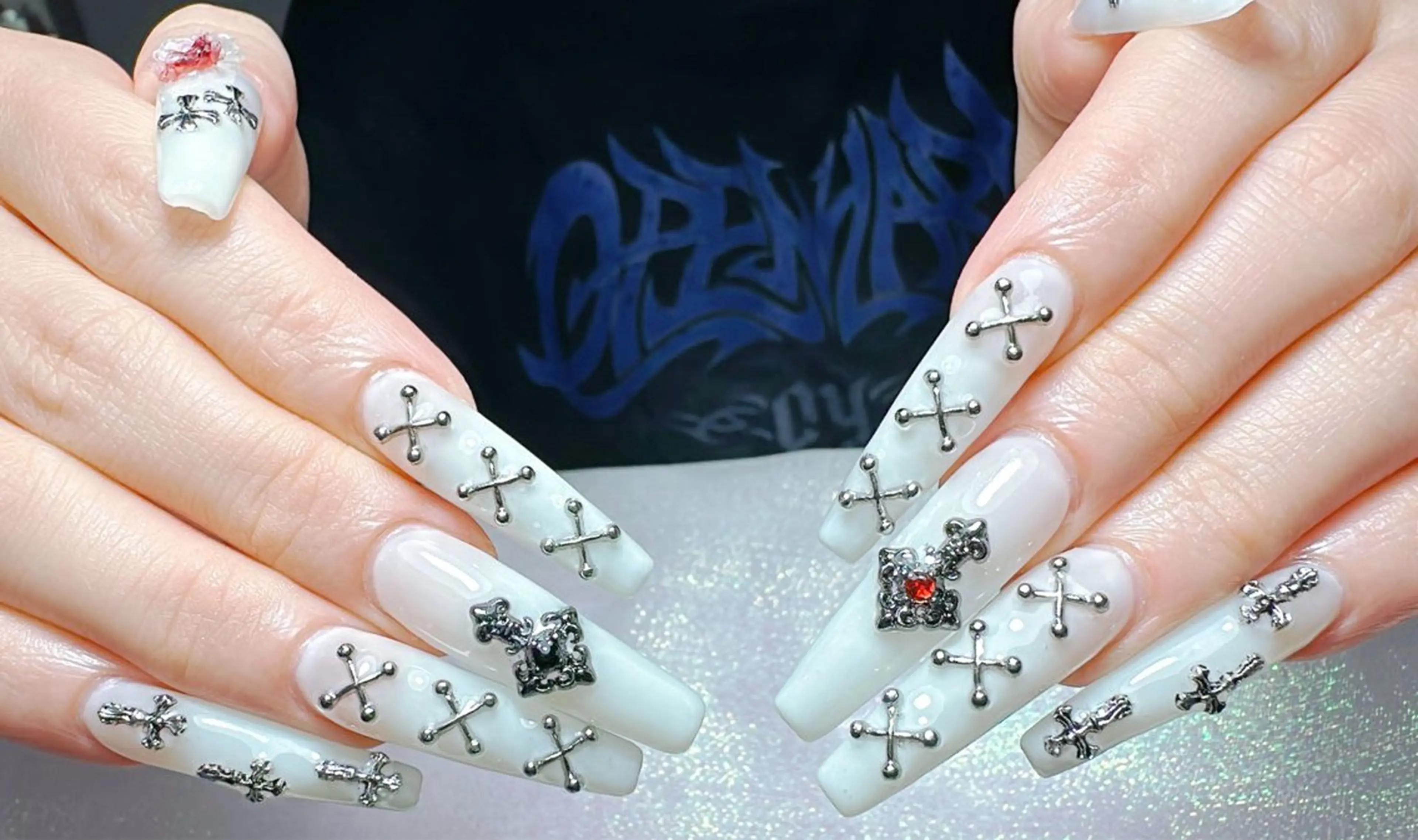 ネイル ハンドネイル Di'a nail ネイルサロンのネイルデザイン