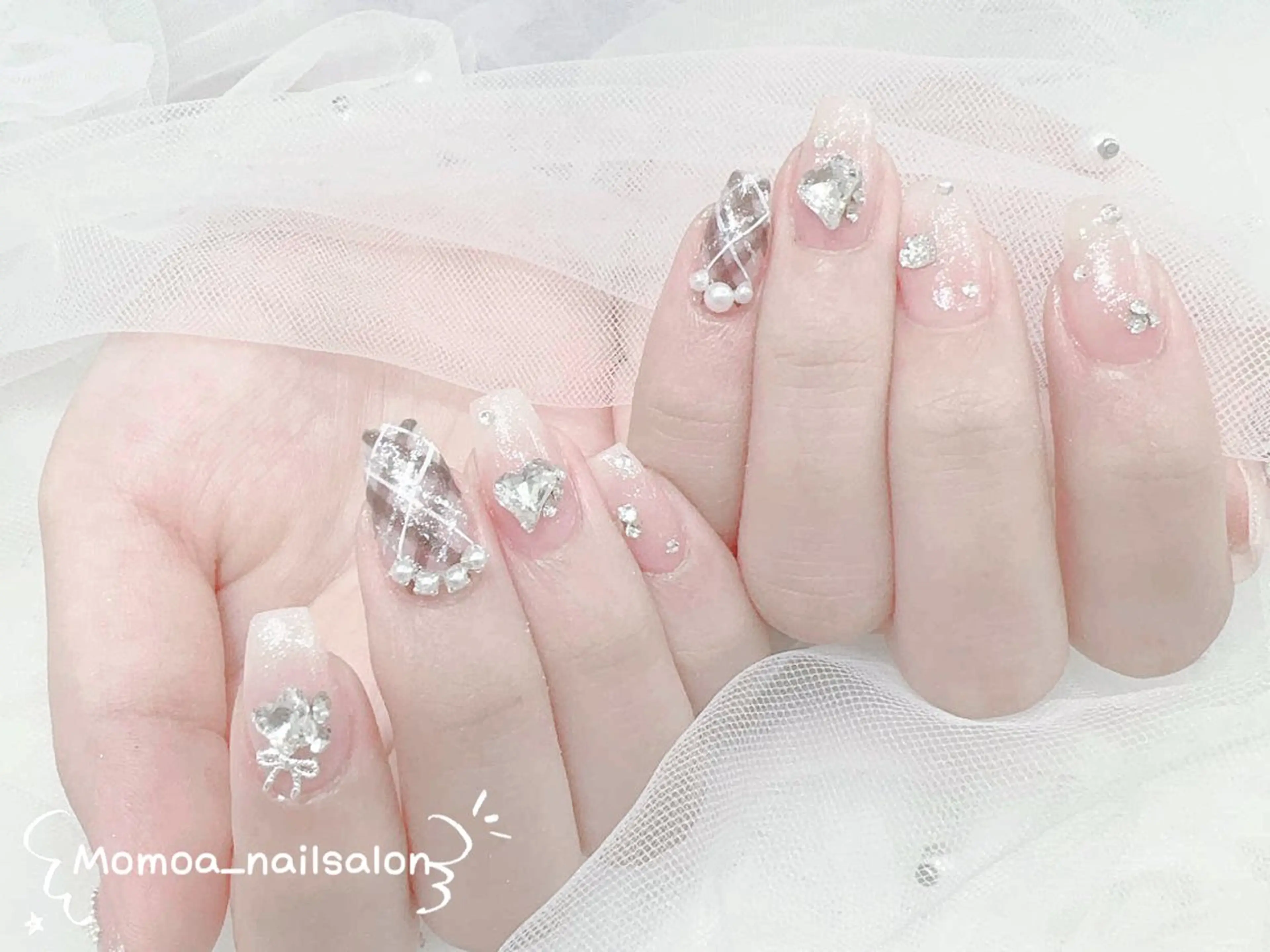 ネイル 成人式 ロングネイル マグネットネイル 大理石ネイル(マーブル) 持ち込み ハンドネイル MoMoA Nail ネイル長さ出し専門店のネイルデザイン