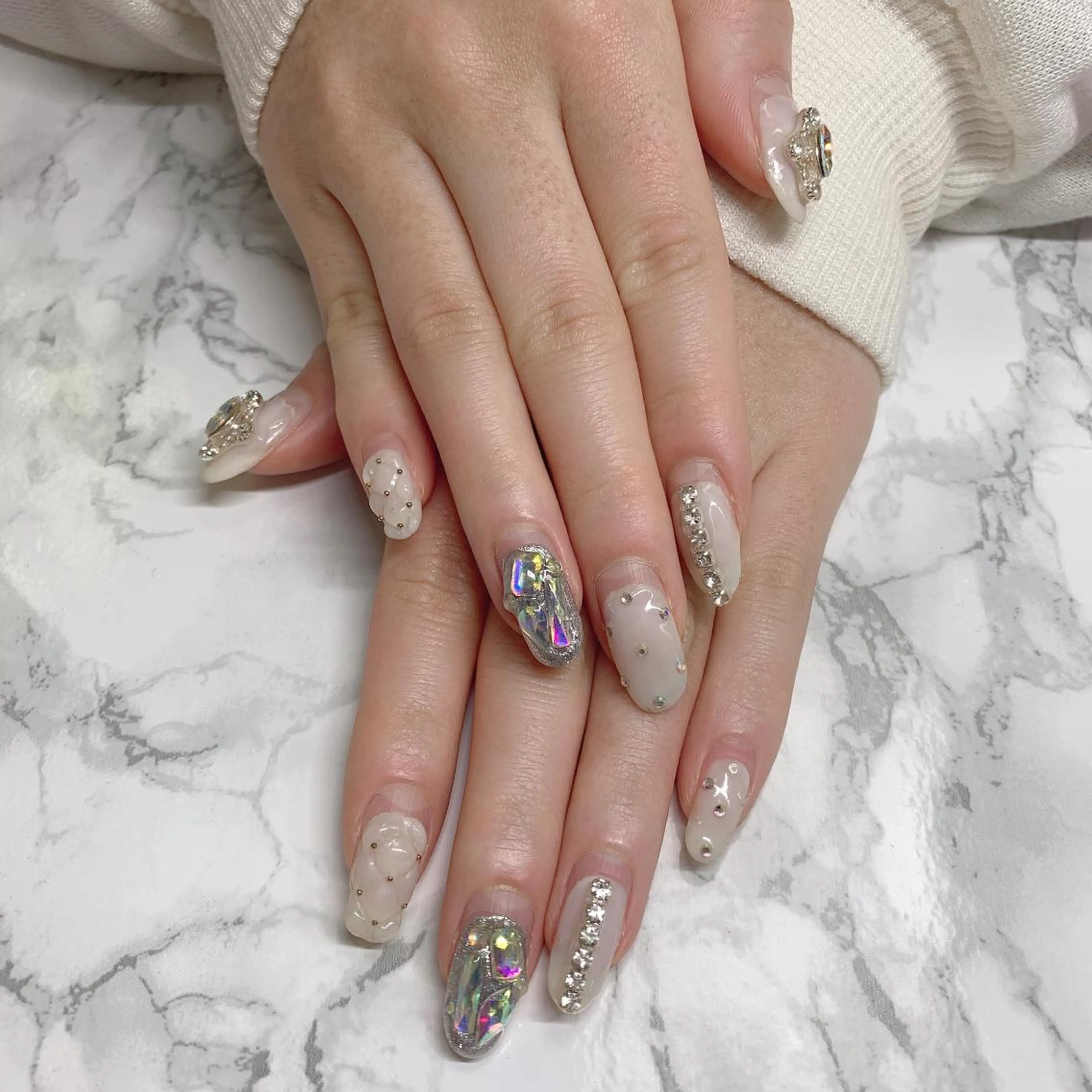 ネイル はな💎ネイル ワンホン、長さ出しのネイルデザイン