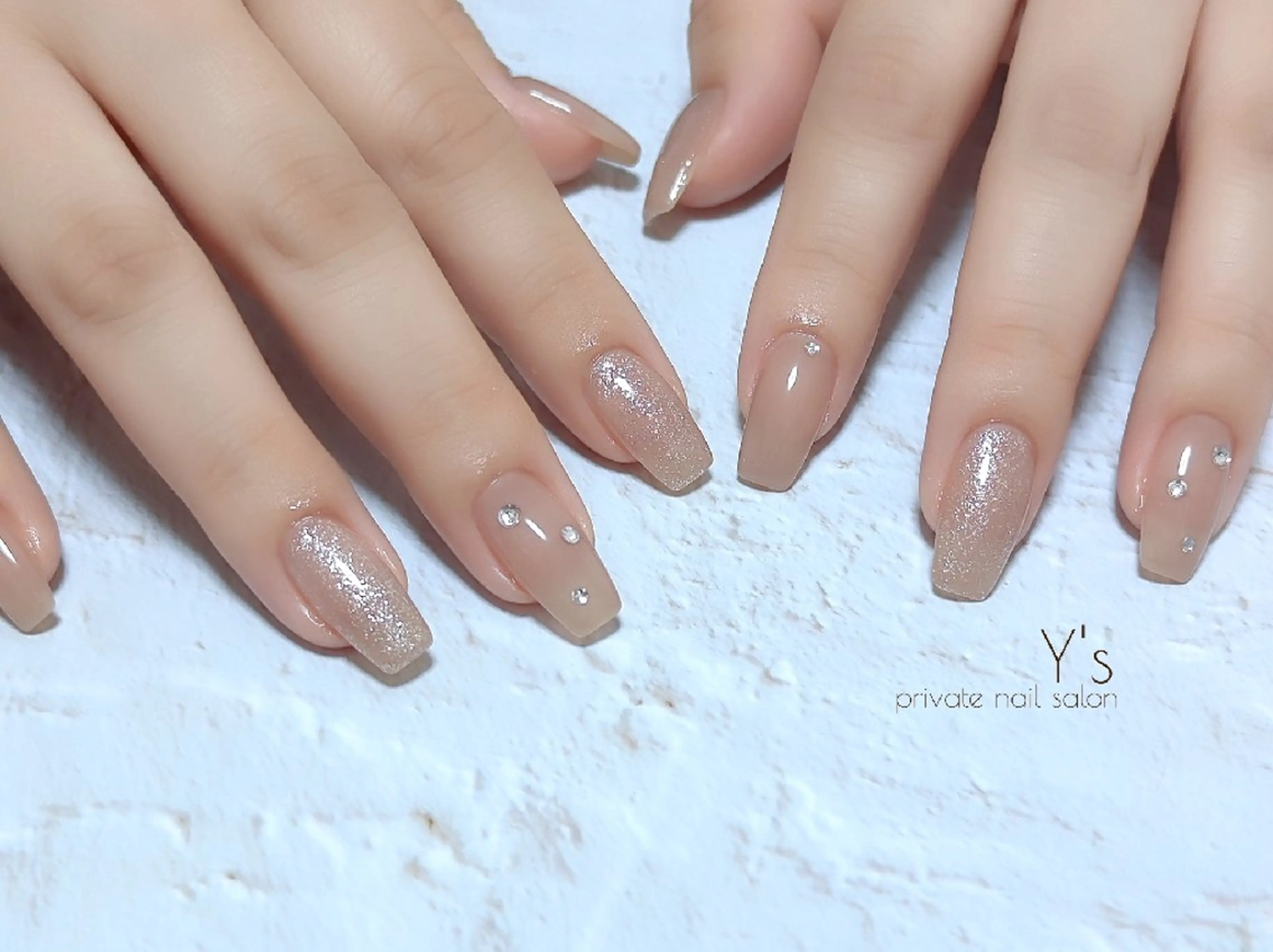 ネイル YUMI NAGAI  のネイルデザイン