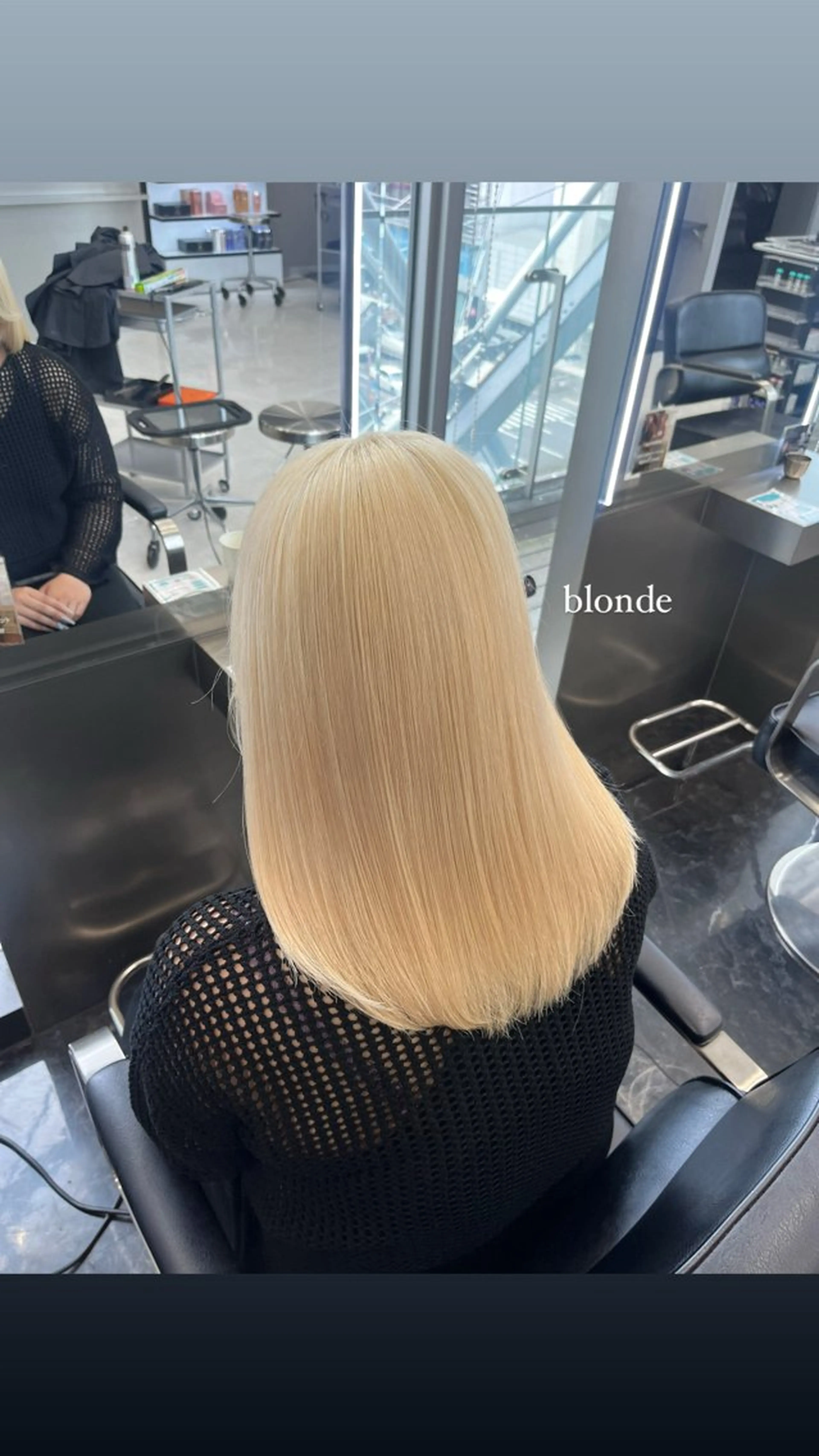 セミロング カラー ヘアアレンジ ブリーチ 抜きっぱなしブロンド ブロンド ケアブリーチ ハイトーンカラー ヘアカラー トリートメント ヘアセット ハイトーン/透明感 髪質改善/rinaのヘアスタイル