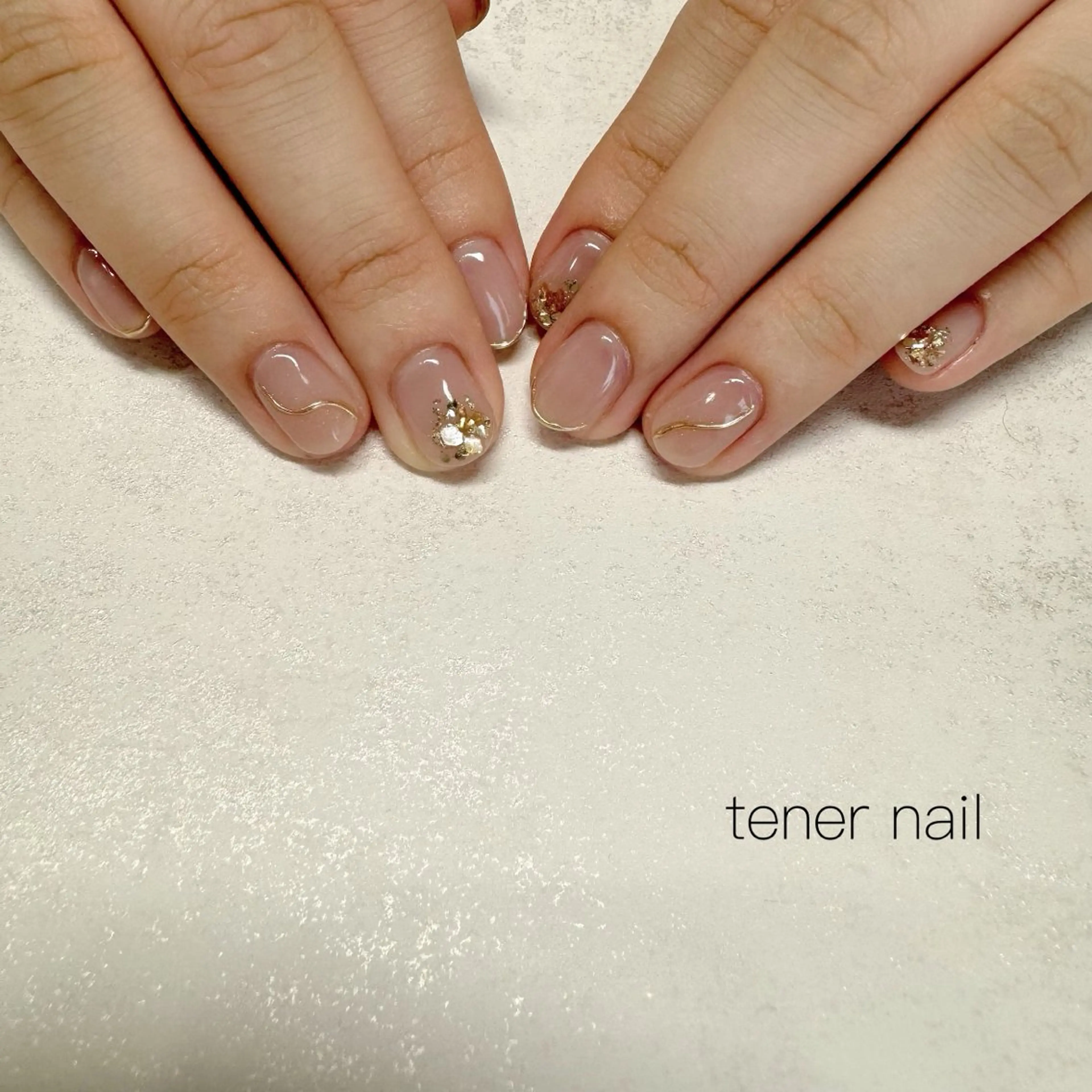 ネイル ゴールド ハンドネイル tener  nail  テネルネイル所属・テネルネイル tener nailのネイルデザイン