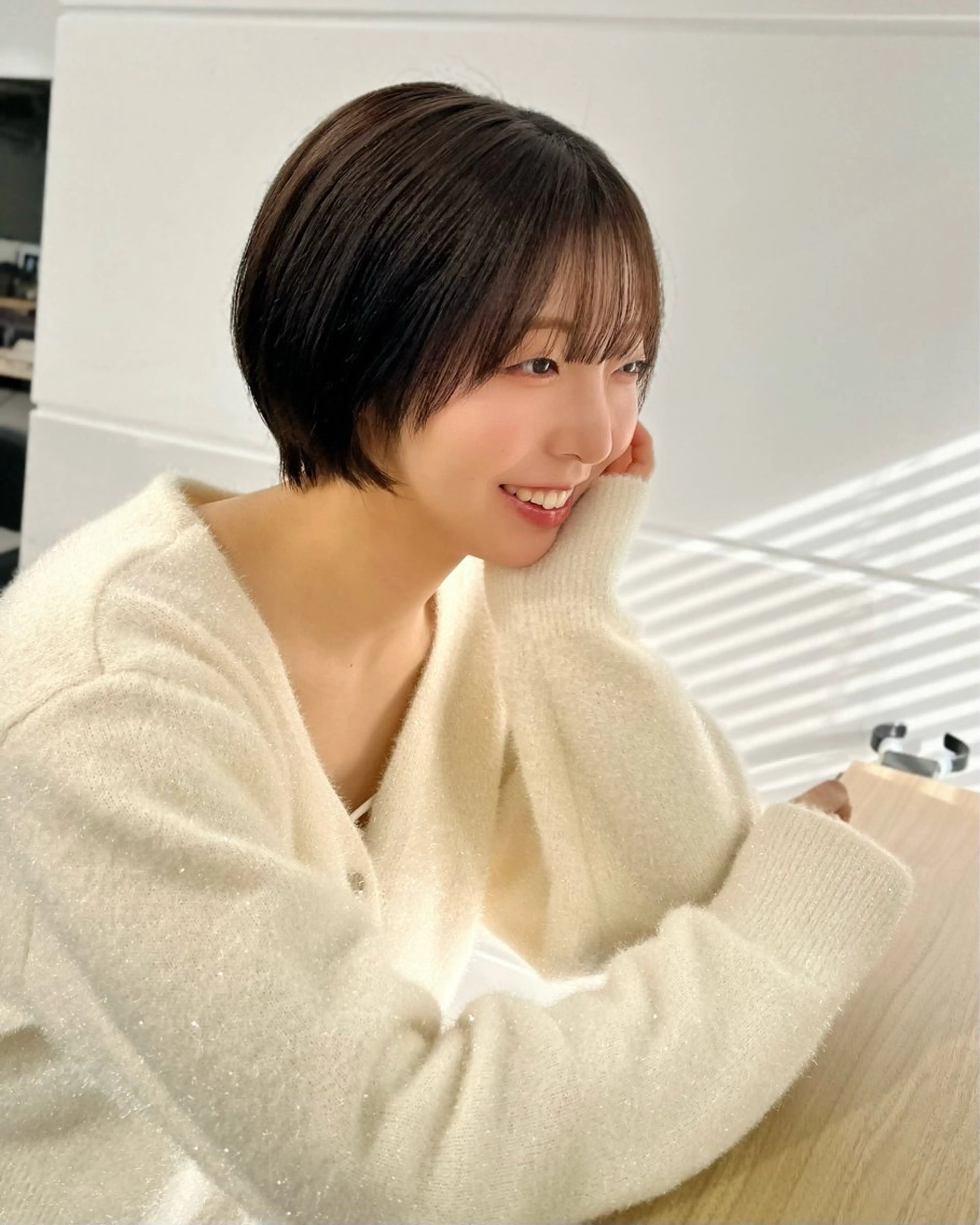 ショート カラー ショートヘア パーマ/ハイトーン /ボブ/前原汐🧸のヘアスタイル