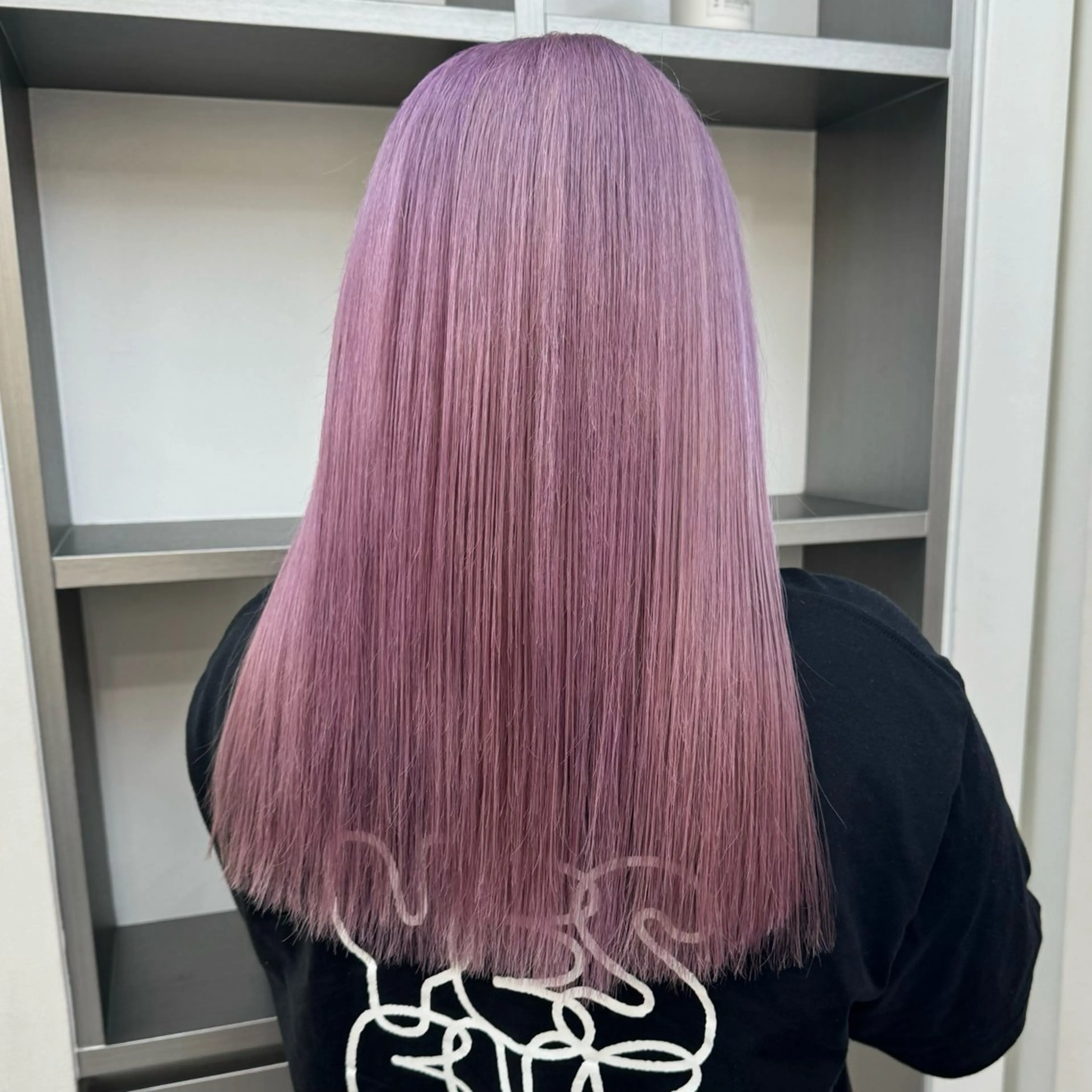 🥣🎀根元のみブリーチ🎀🥣リタッチ➕カラー➕トリートメントの写真