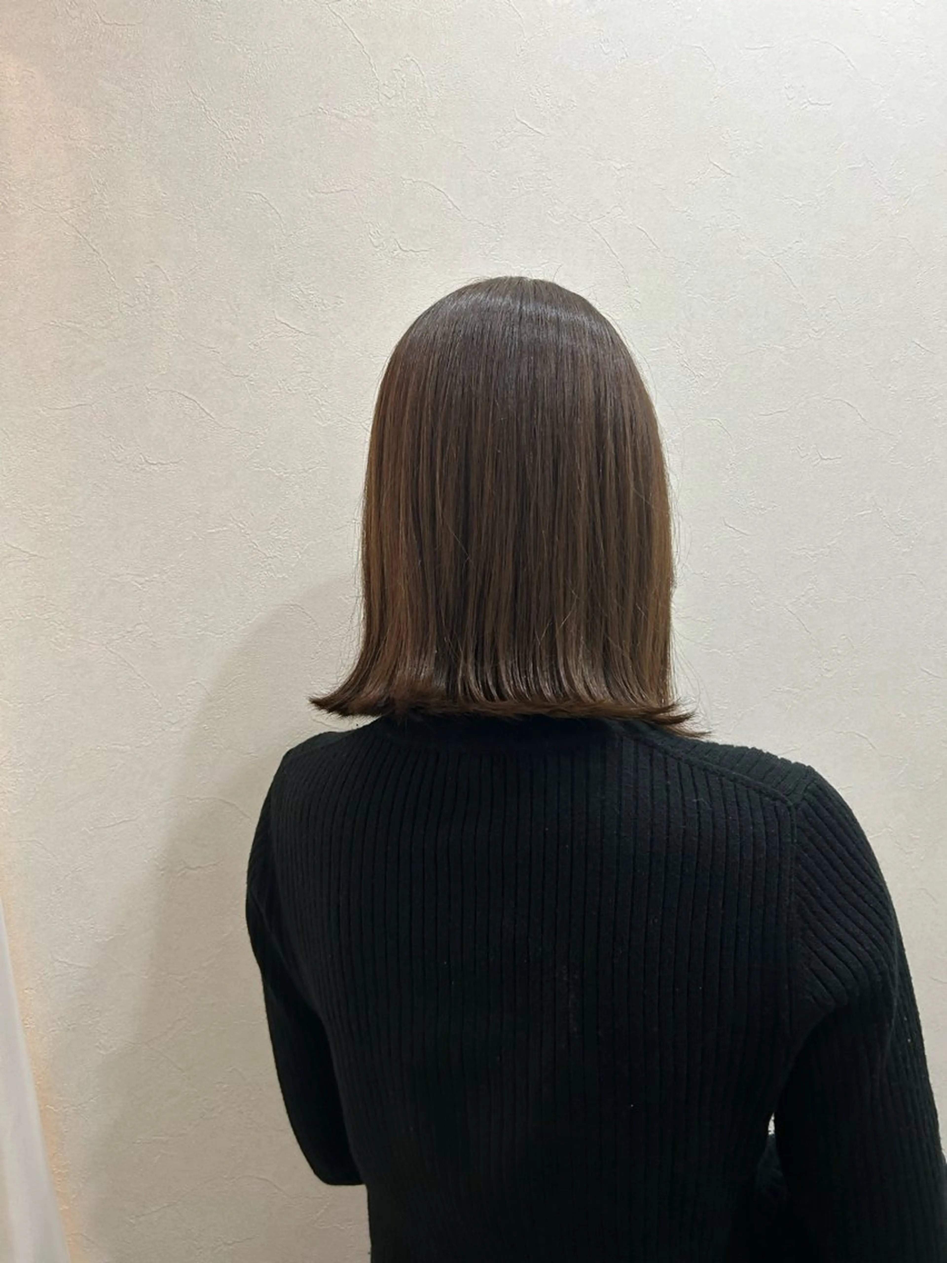 ミディアム カラー ボブ 外ハネヘア LoE【ロエ】所属・北原 紗希のヘアスタイル