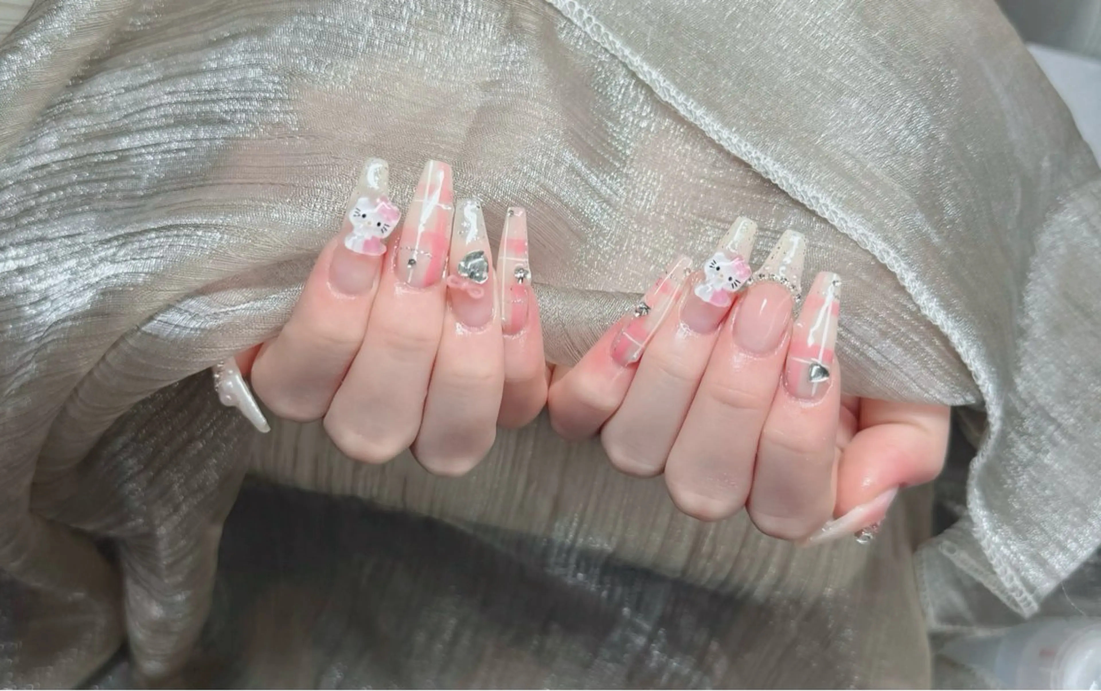 ネイル ジェルネイル 韓国ネイル マグネットネイル ネイルチップ 冬ネイル Lenie Nail Salonのネイルデザイン