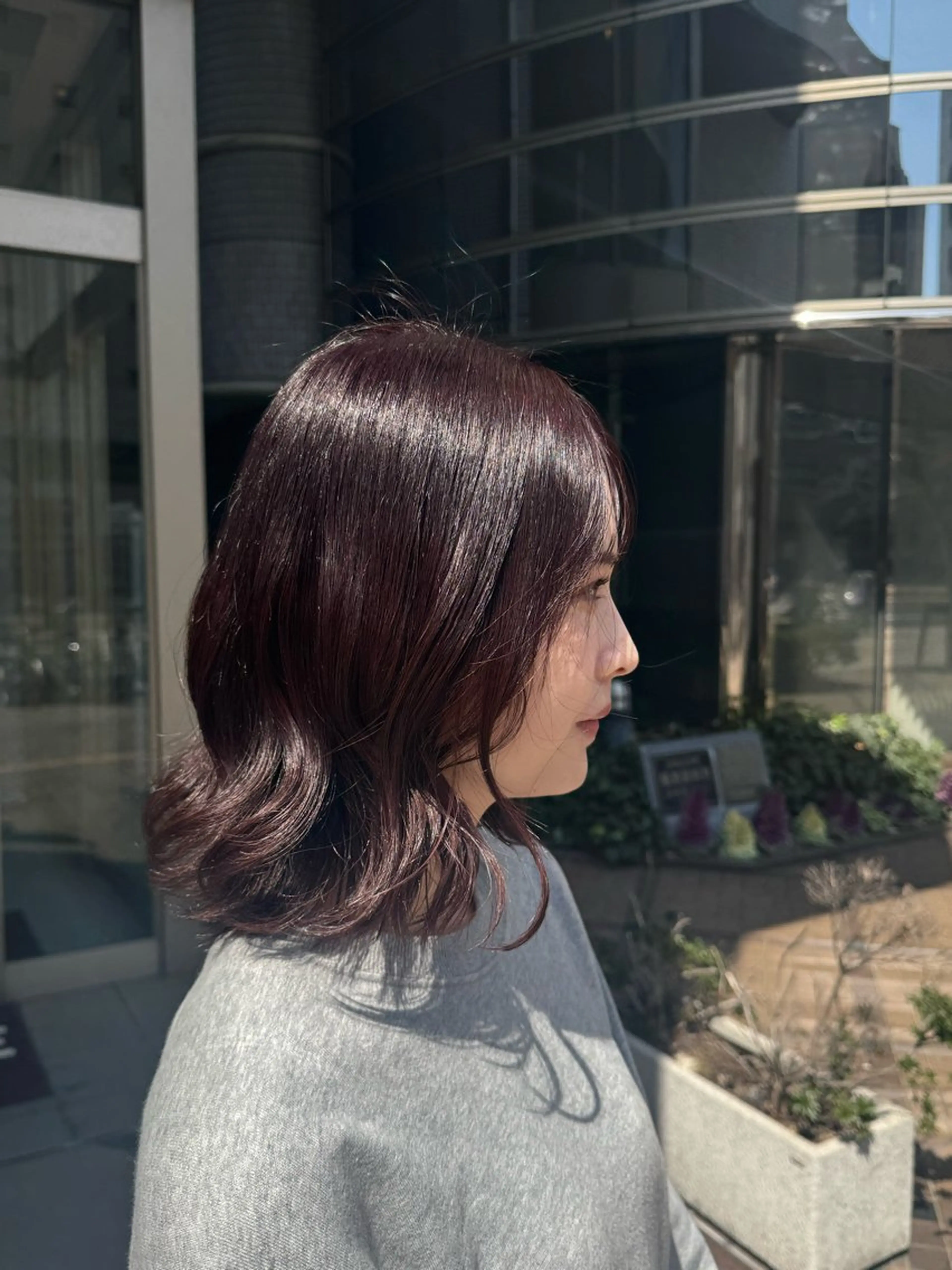 カラー 新村 美咲のヘアスタイル