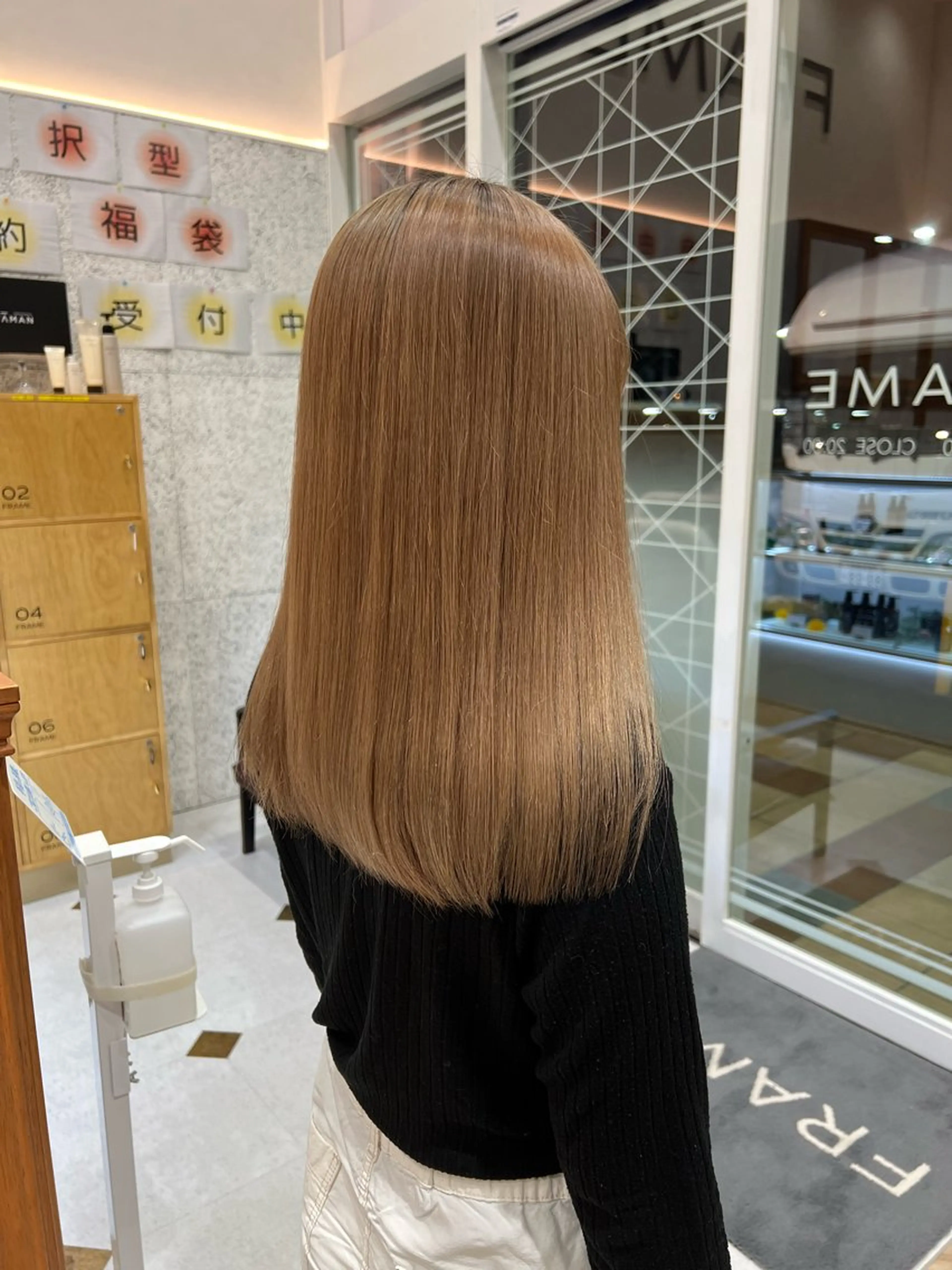 セミロング CUT純青山店所属・上田/青山/ カット無料/女性限定のヘアスタイル