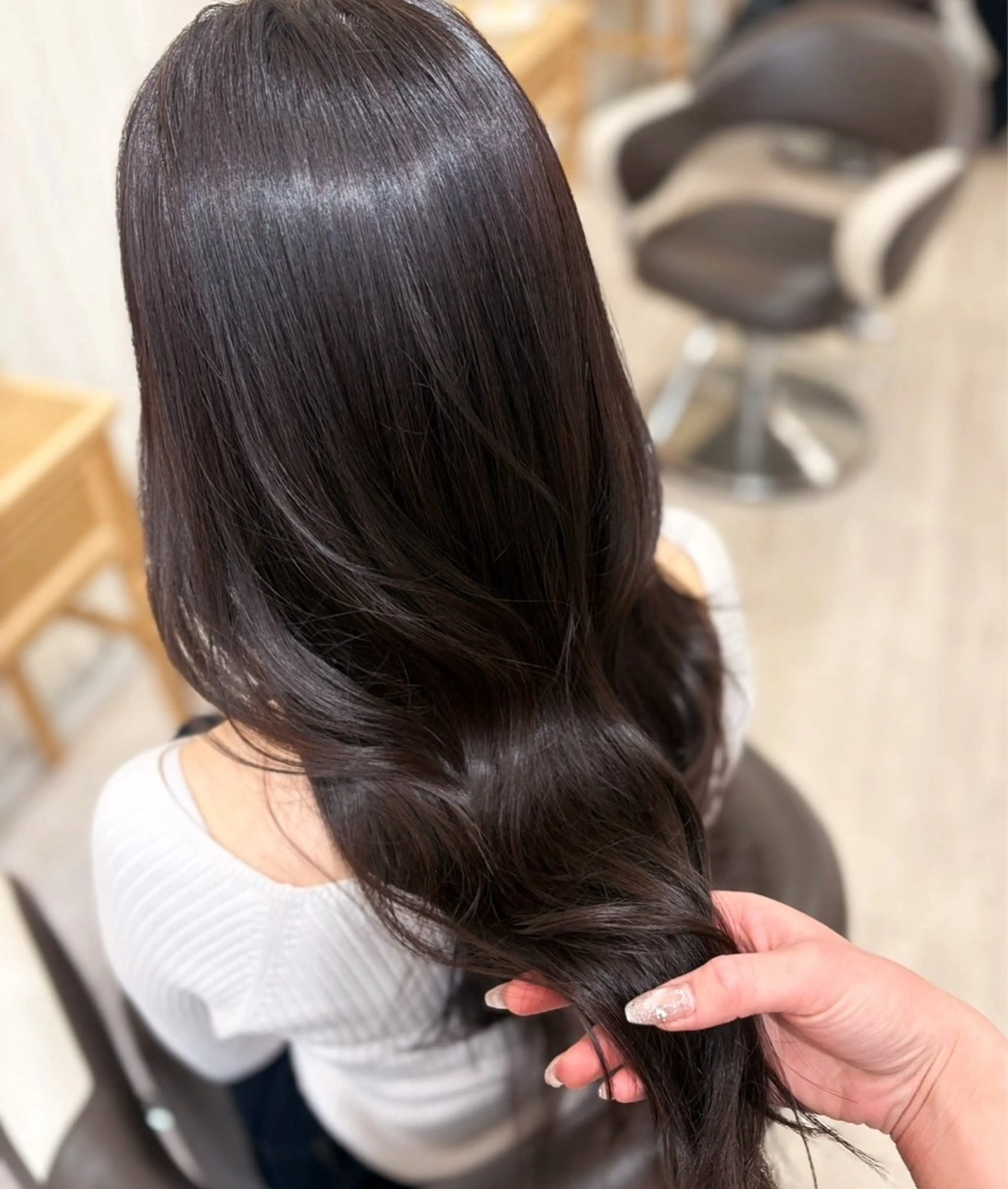 ロング カラー ヘアカラー トリートメント 🪐韓国／グレージュ ／ ｓａｋｕｒａ☽⋰のヘアスタイル