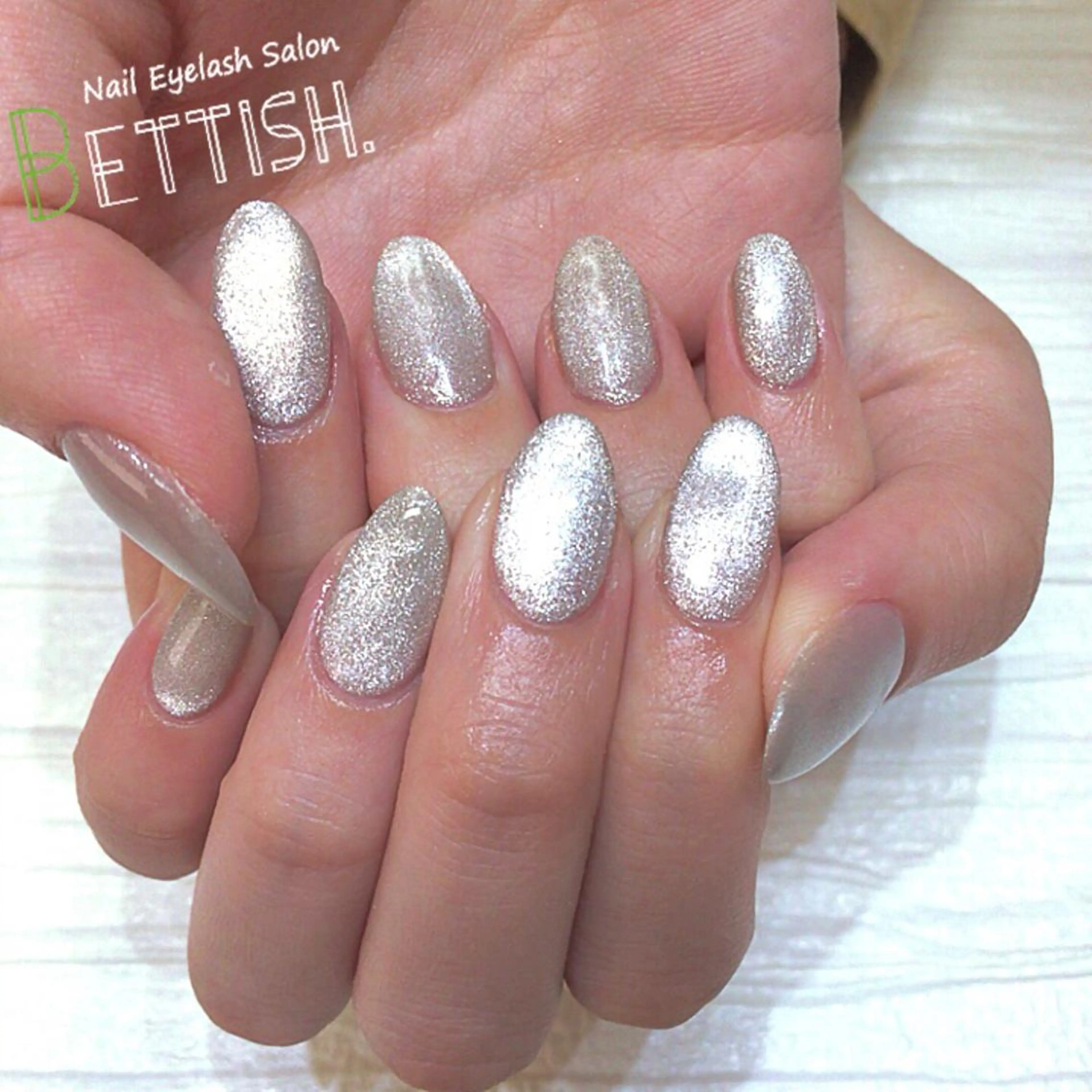 ネイル マグネットネイル BETTISH. KUMIKO☺︎︎のネイルデザイン