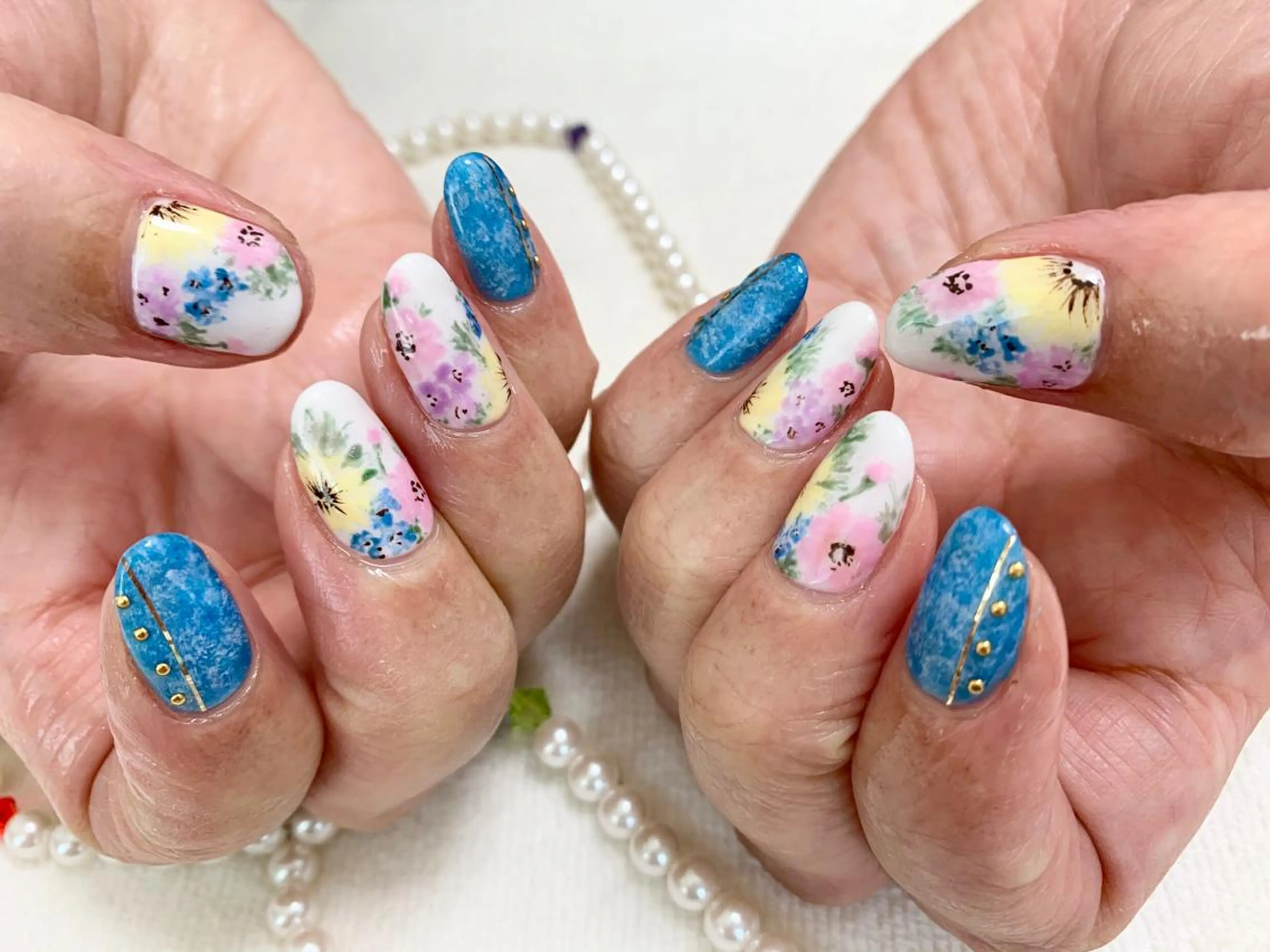 ネイル アートネイル 手塚 里奈のネイルデザイン