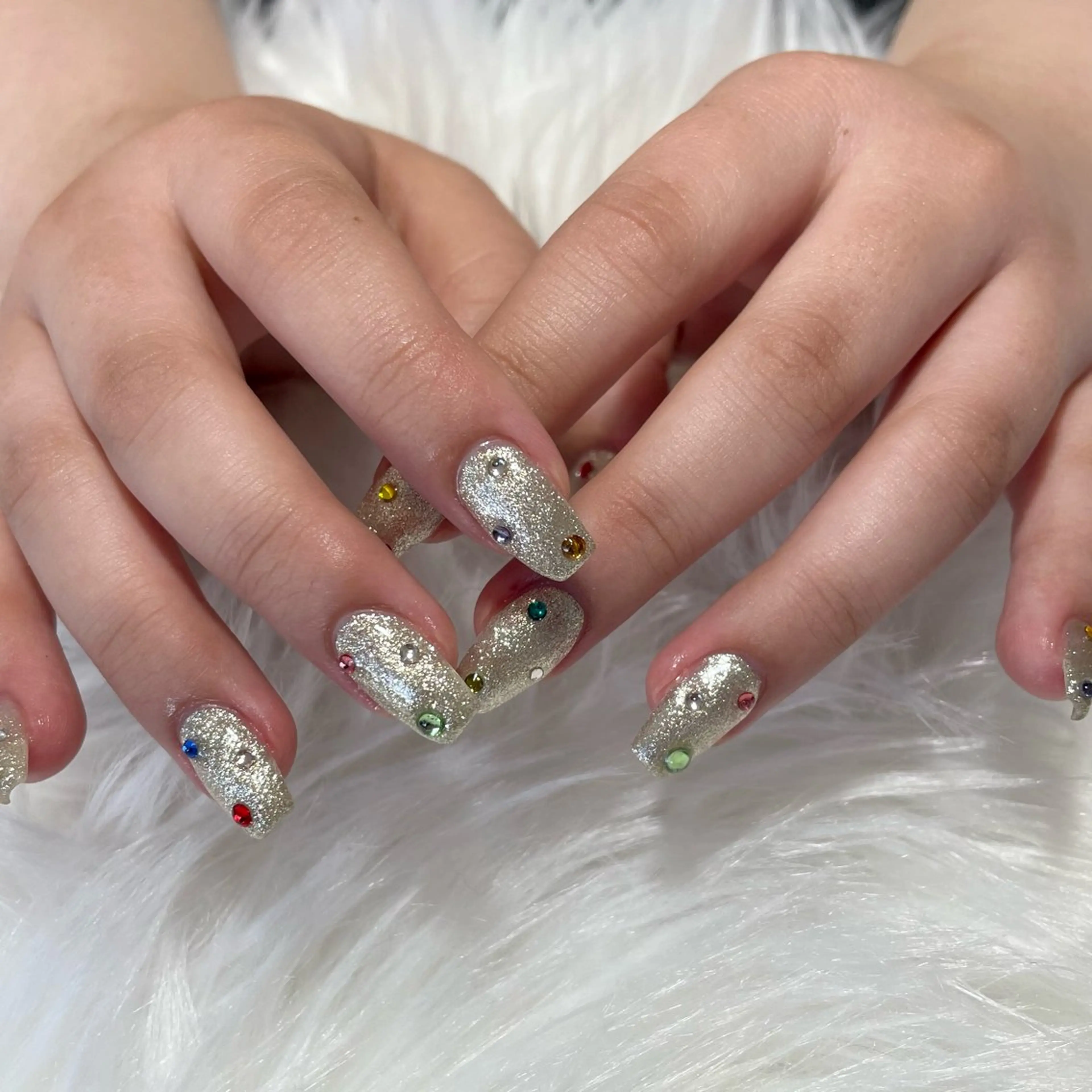 ネイル ストーンネイル nail salon neige所属・neige Kouzukiのネイルデザイン