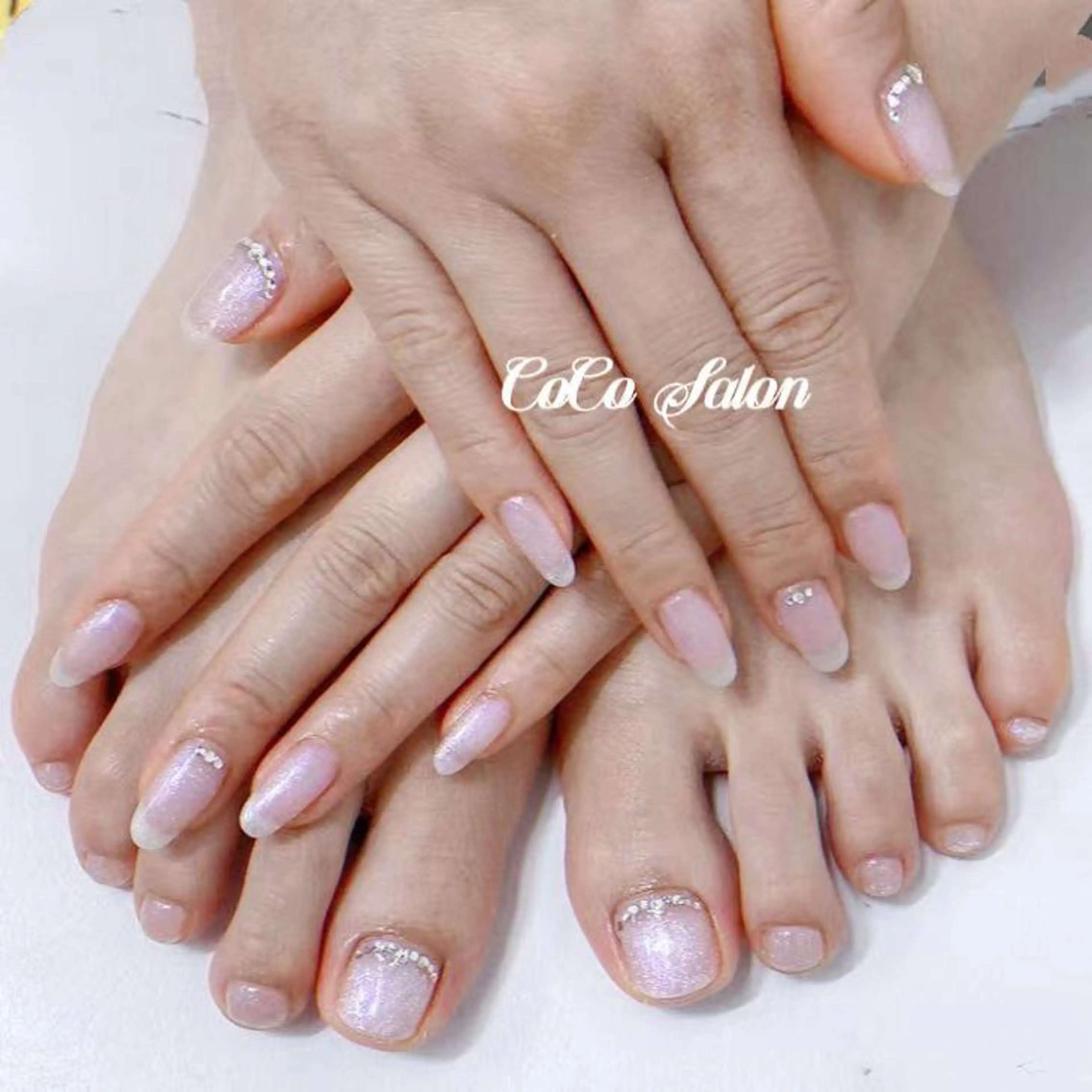 ネイル ハンドネイル フットネイル CoCo Salon ネイル/睫毛/脱毛のネイルデザイン