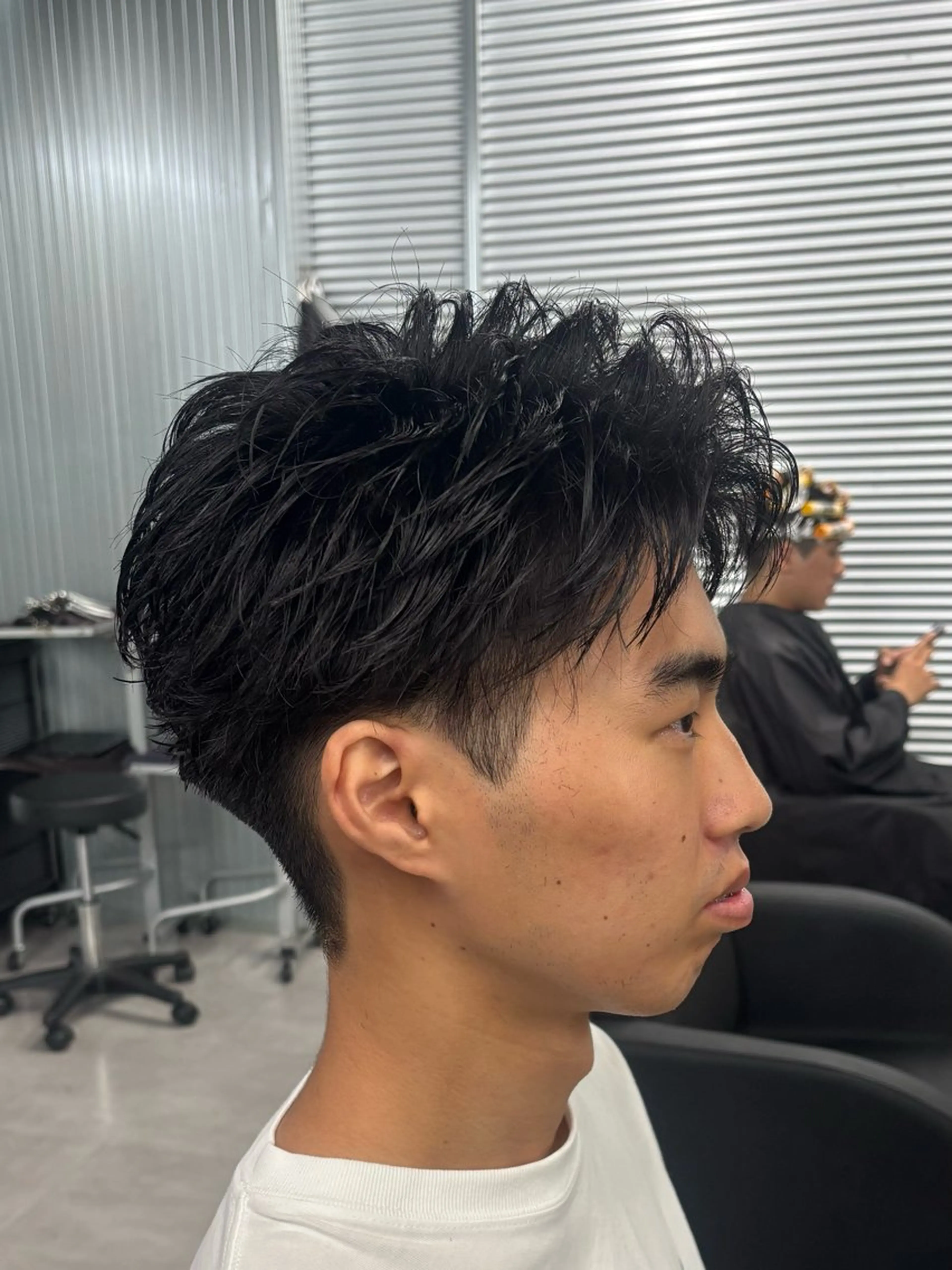 ショート パーマ メンズ ショートヘア カット パーマ トリートメント 波巻き/ツイスパ/ 短髪/鈴木俊也のヘアスタイル