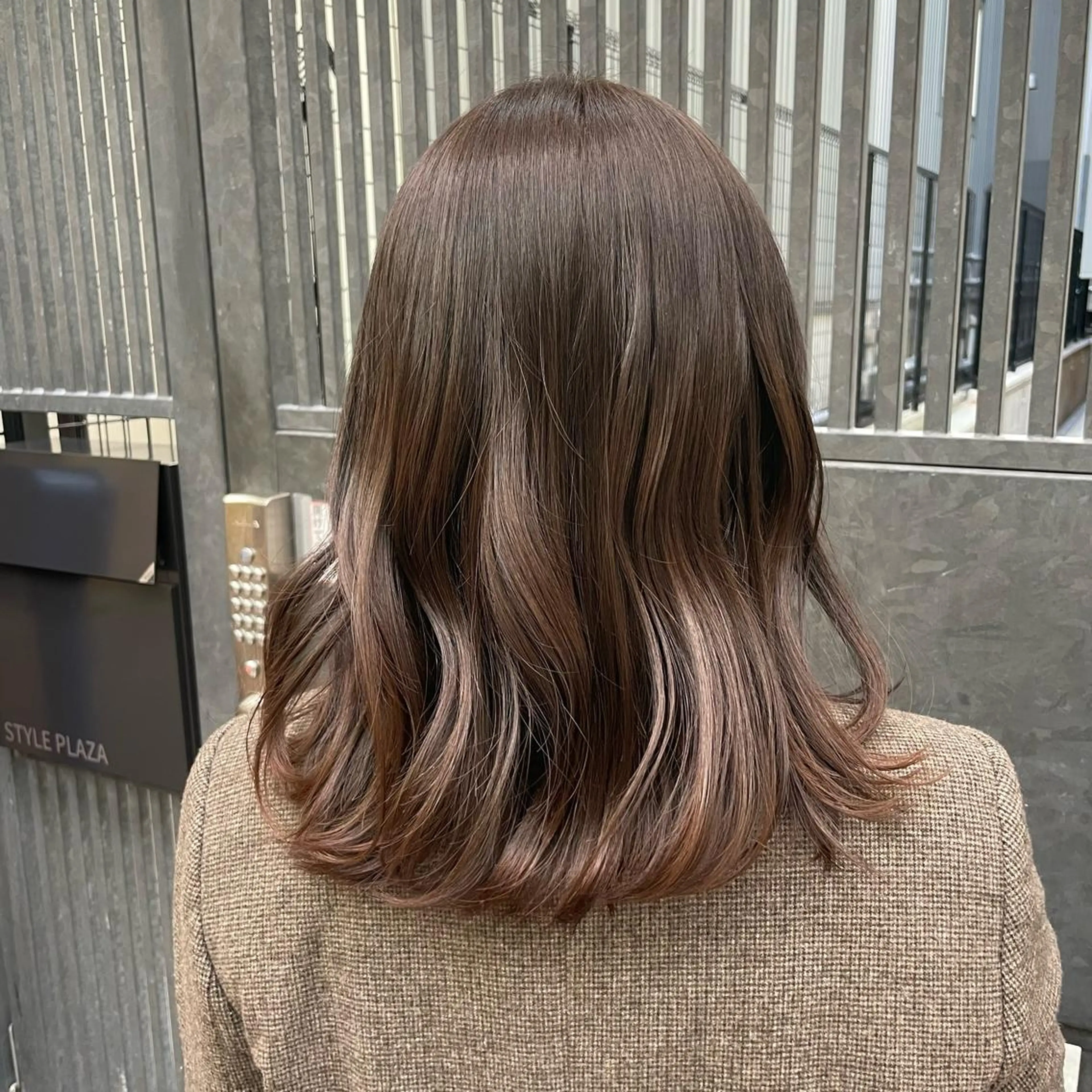 ミディアム カラー 縮毛矯正/髪質改善/ 石橋代智のヘアスタイル