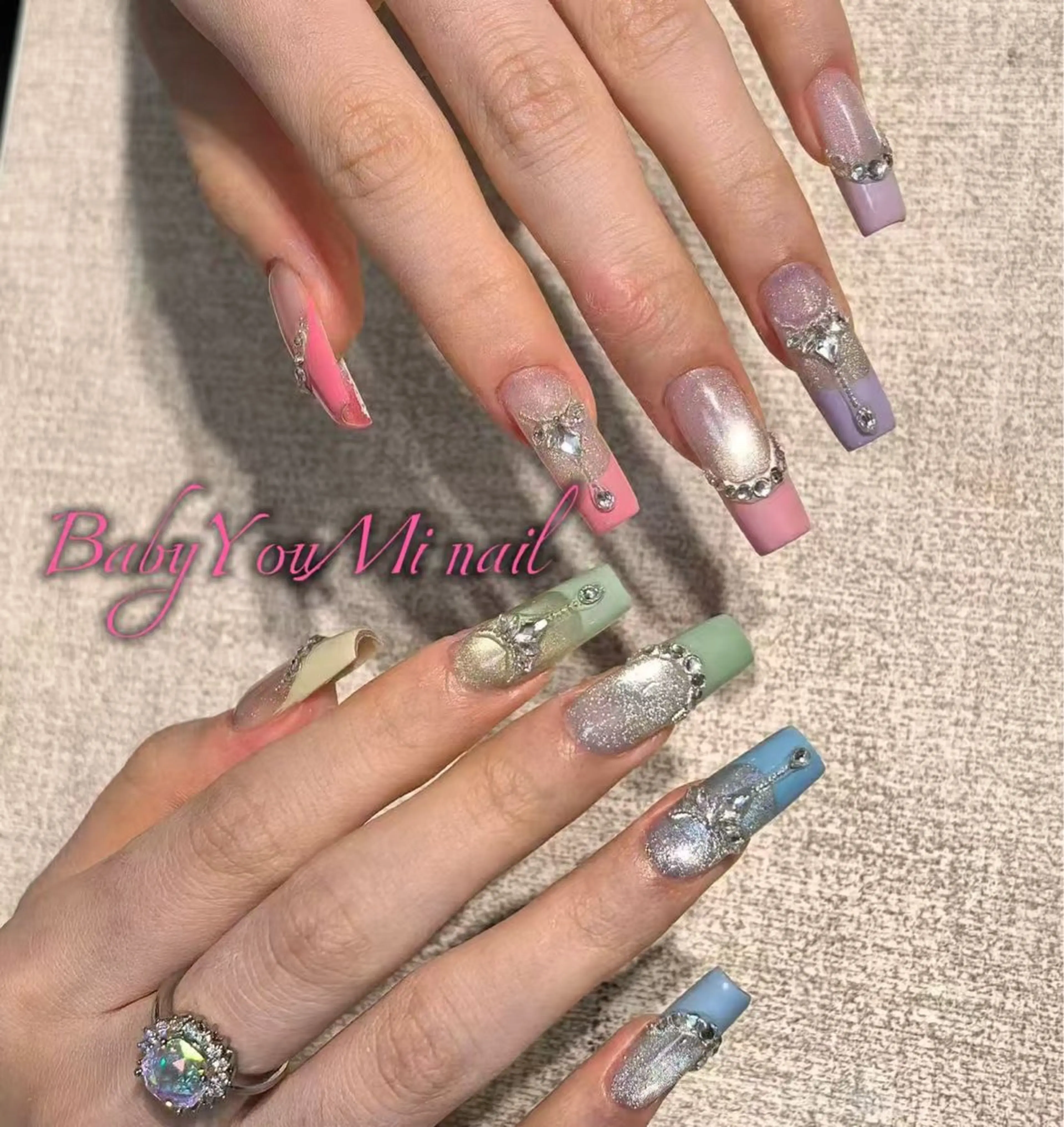 ネイル オーロラネイル フラワーネイル フットネイル フレンチネイル ジェルネイル ハンドネイル 相沢 さやかのネイルデザイン