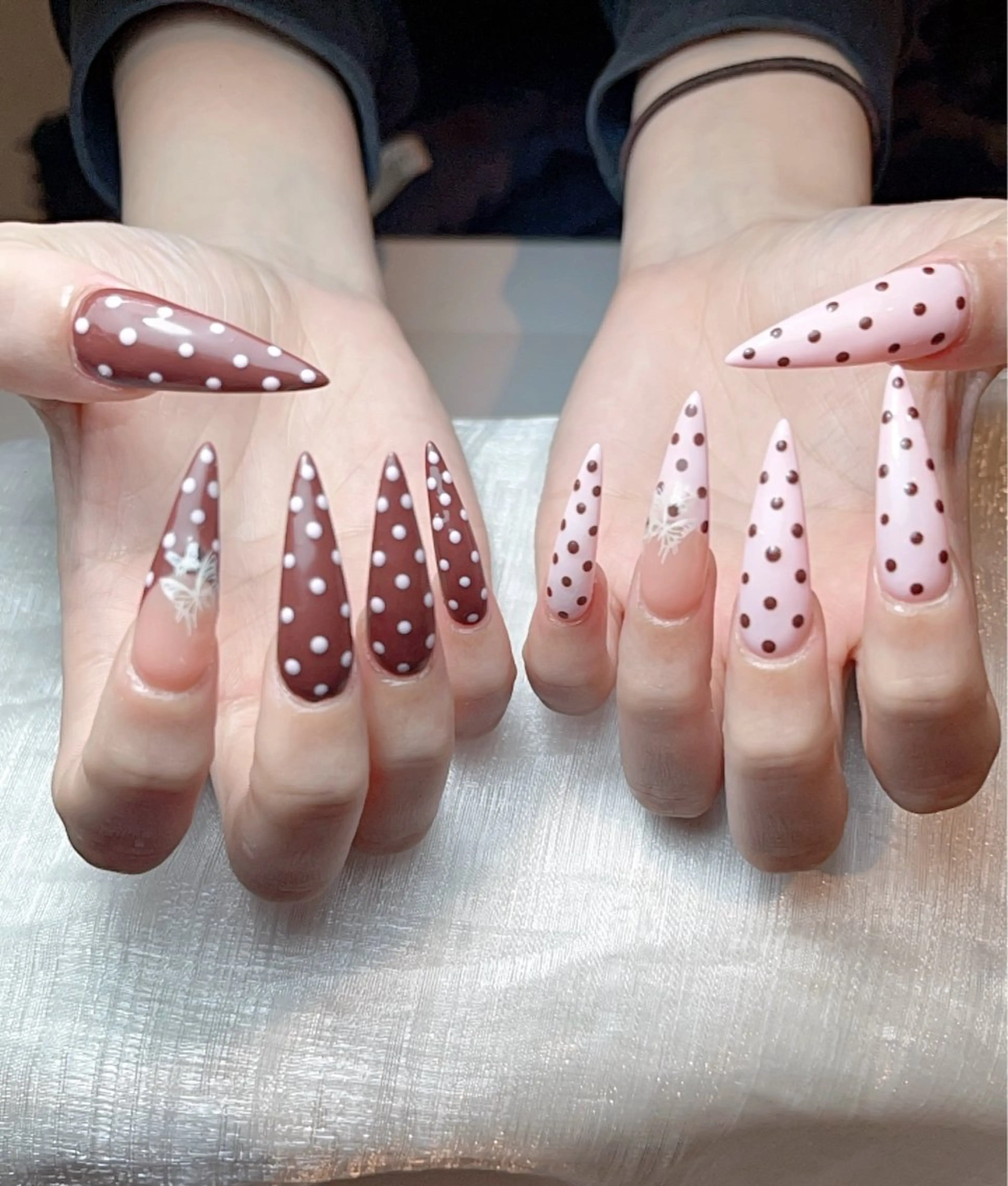 ネイル アートネイル ジェルネイル ニュアンスネイル シンプルネイル ネイルチップ ハンドネイル Nie Nail Hinatachanのネイルデザイン