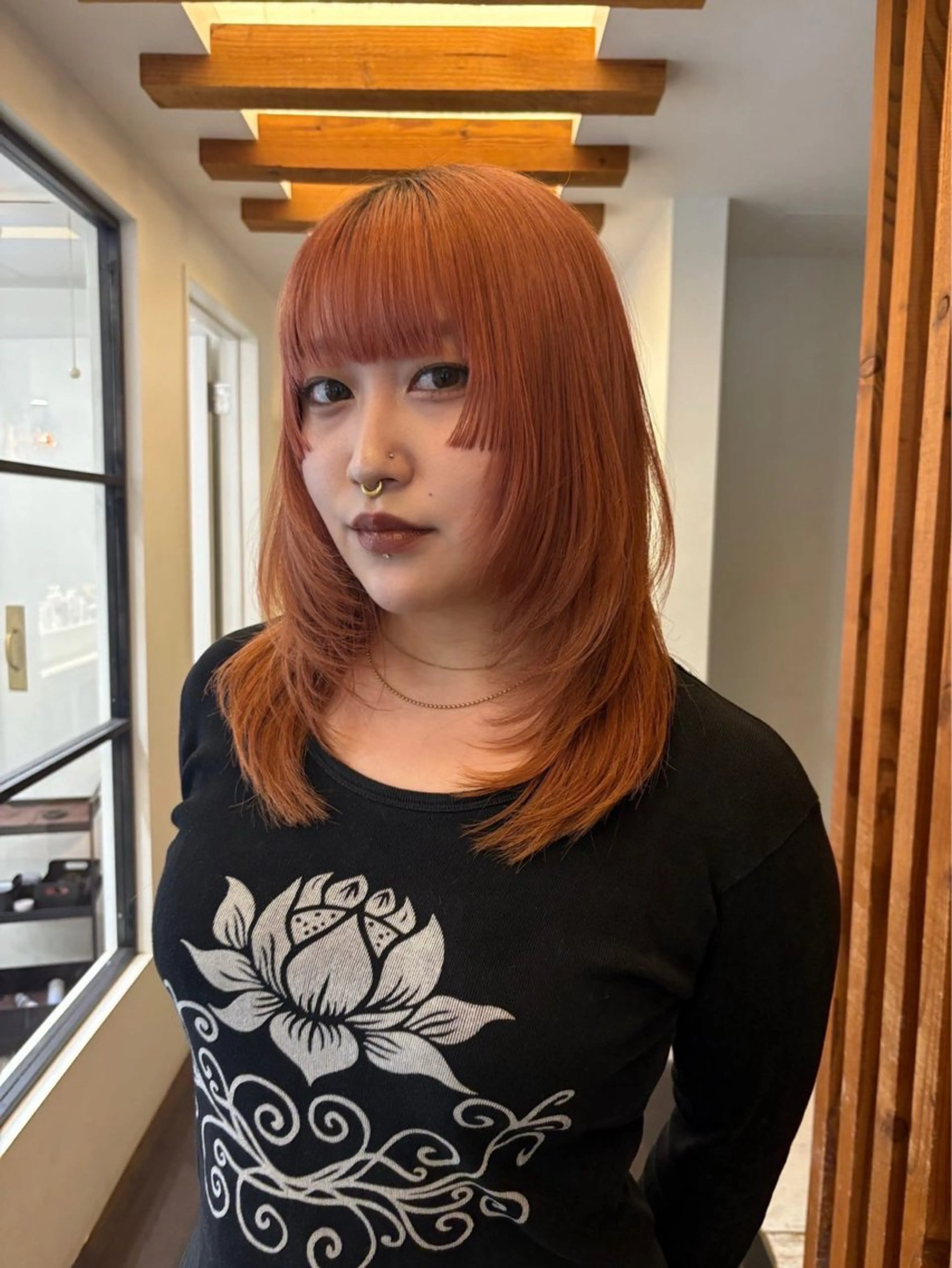 ミディアム カラー ベージュカラー オレンジ オレンジベージュ ハイレイヤー 姫カット カット ヘアカラー リカ/ハイトーン ・オリーブ🍀のヘアスタイル