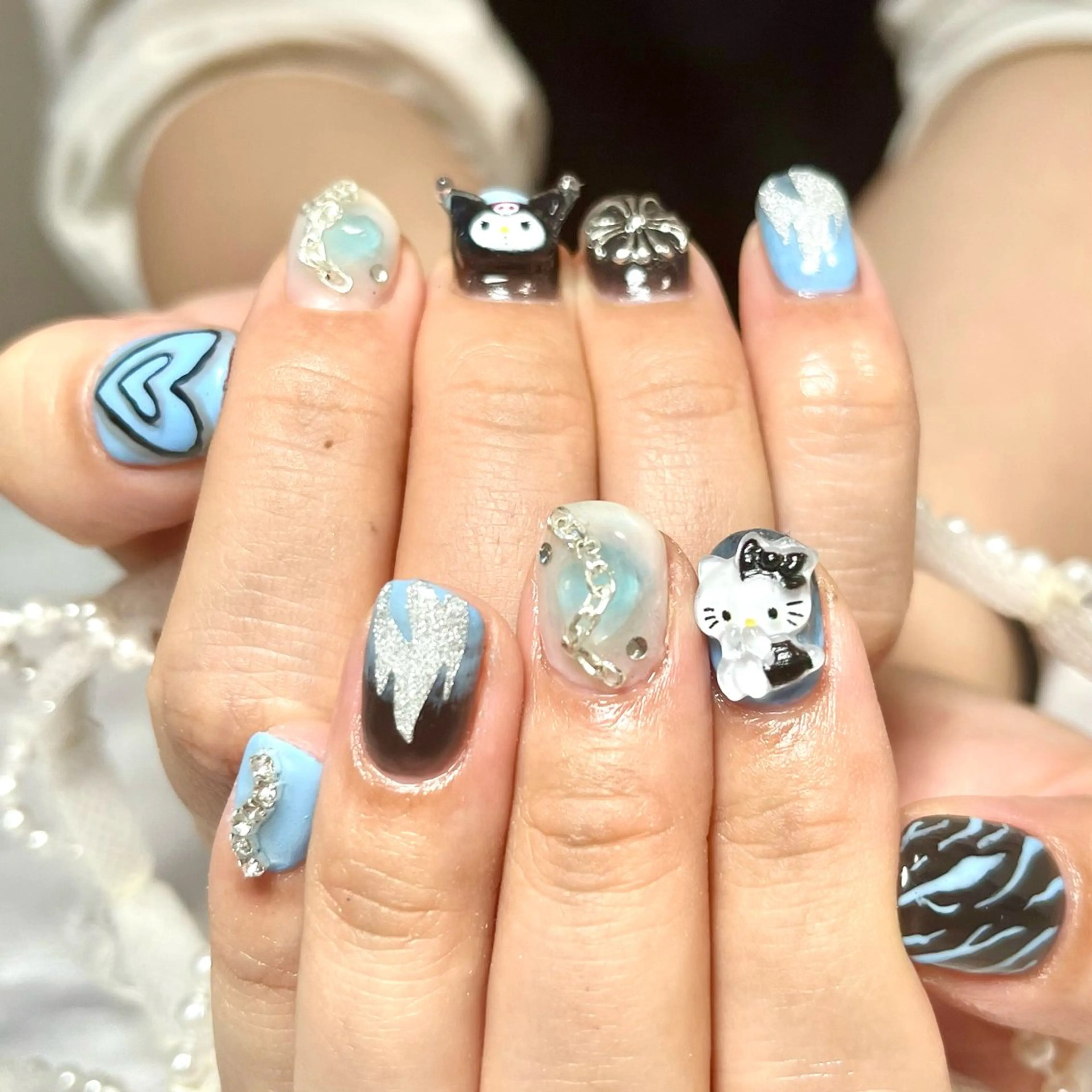 ネイル アニマル柄 チークネイル ハート 韓国ネイル 水色 韓国ネイル💠 Tomoのネイルデザイン