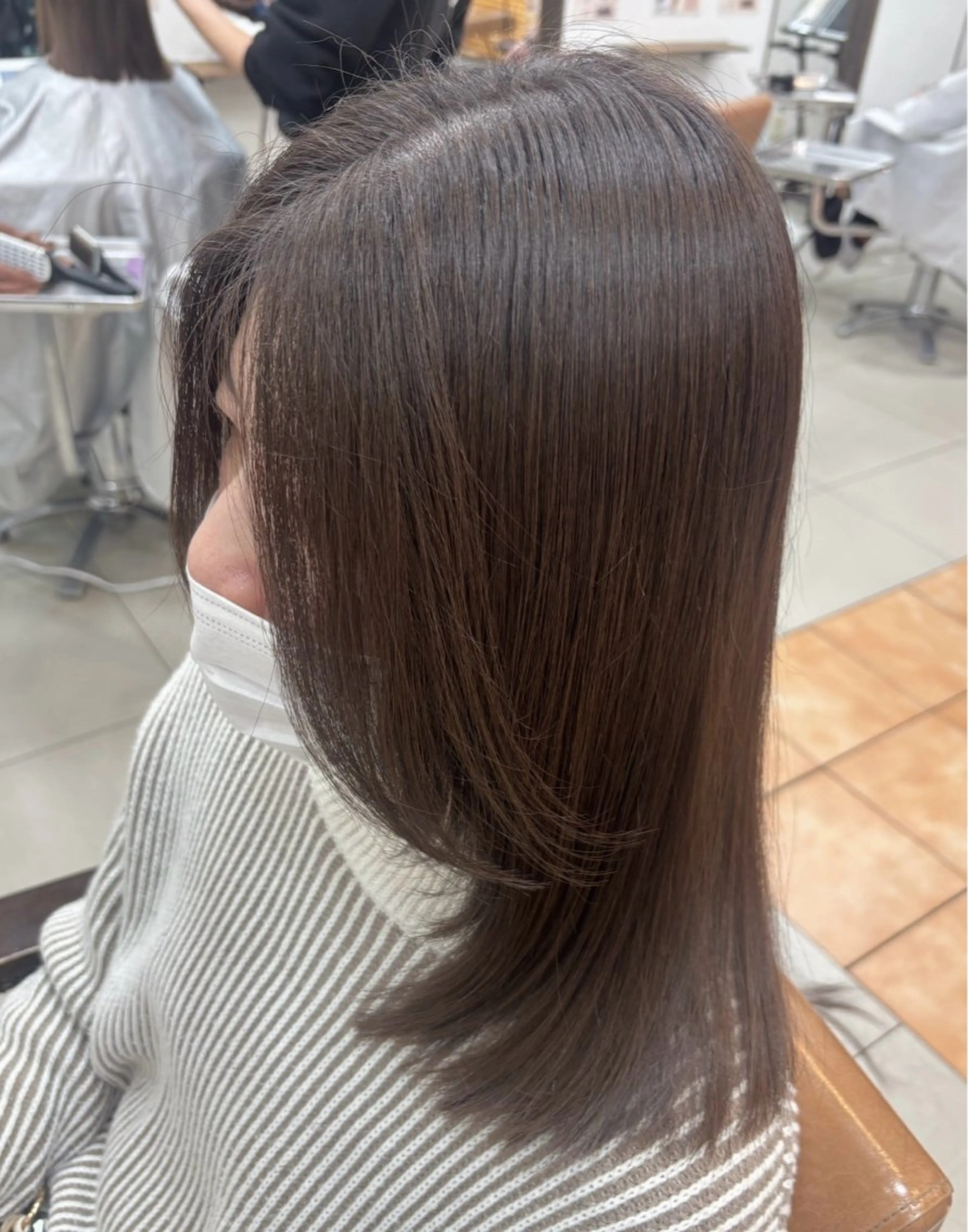 ミディアム カラー グレージュ 髪質改善 トリートメント ヘアカラー トリートメント 頭皮×髪質改善 透明感カラー💎中村のヘアスタイル