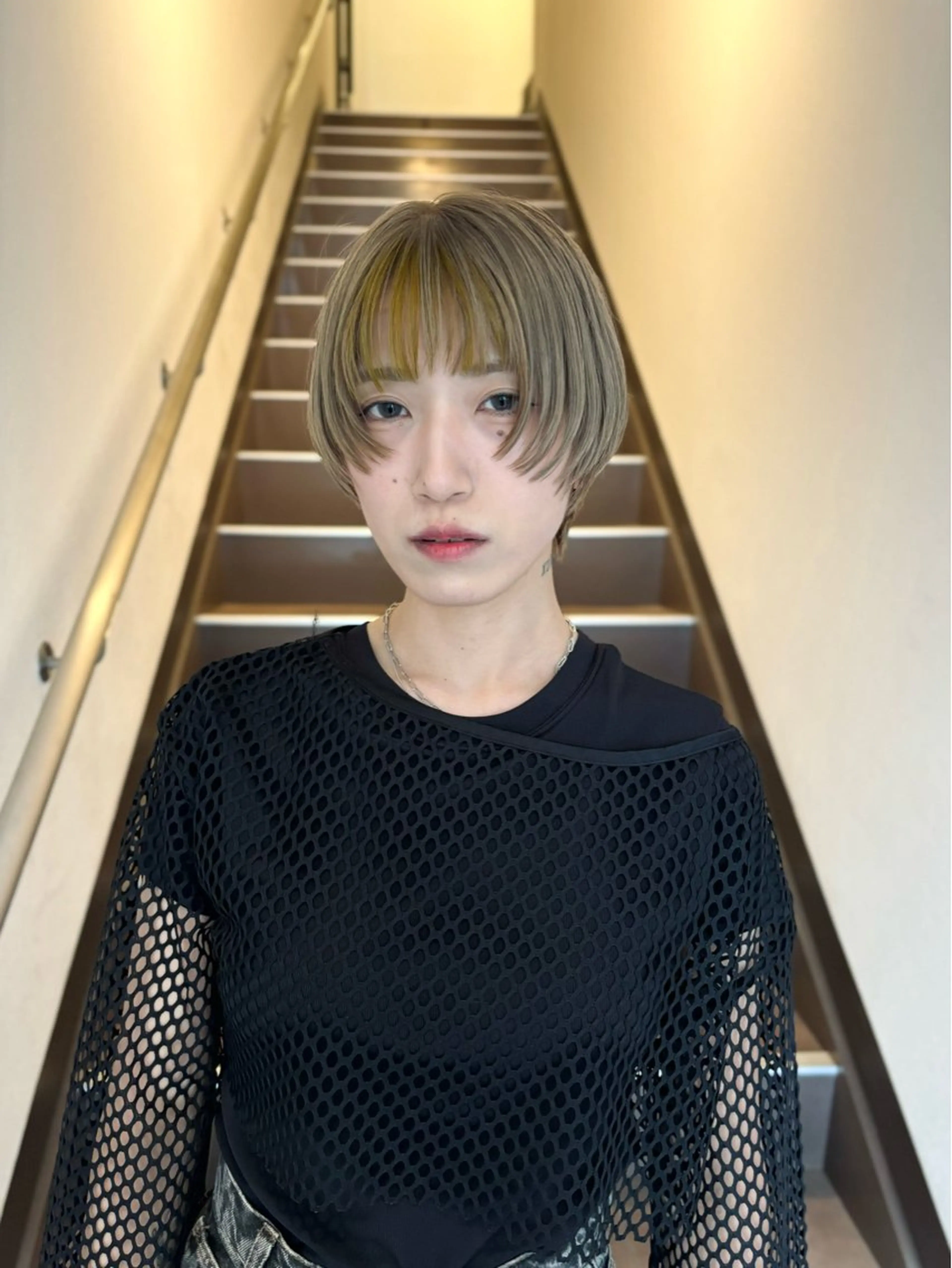 ショート カラー インナーカラー 顔周りカット デザインパーマ 藤田和樹のヘアスタイル