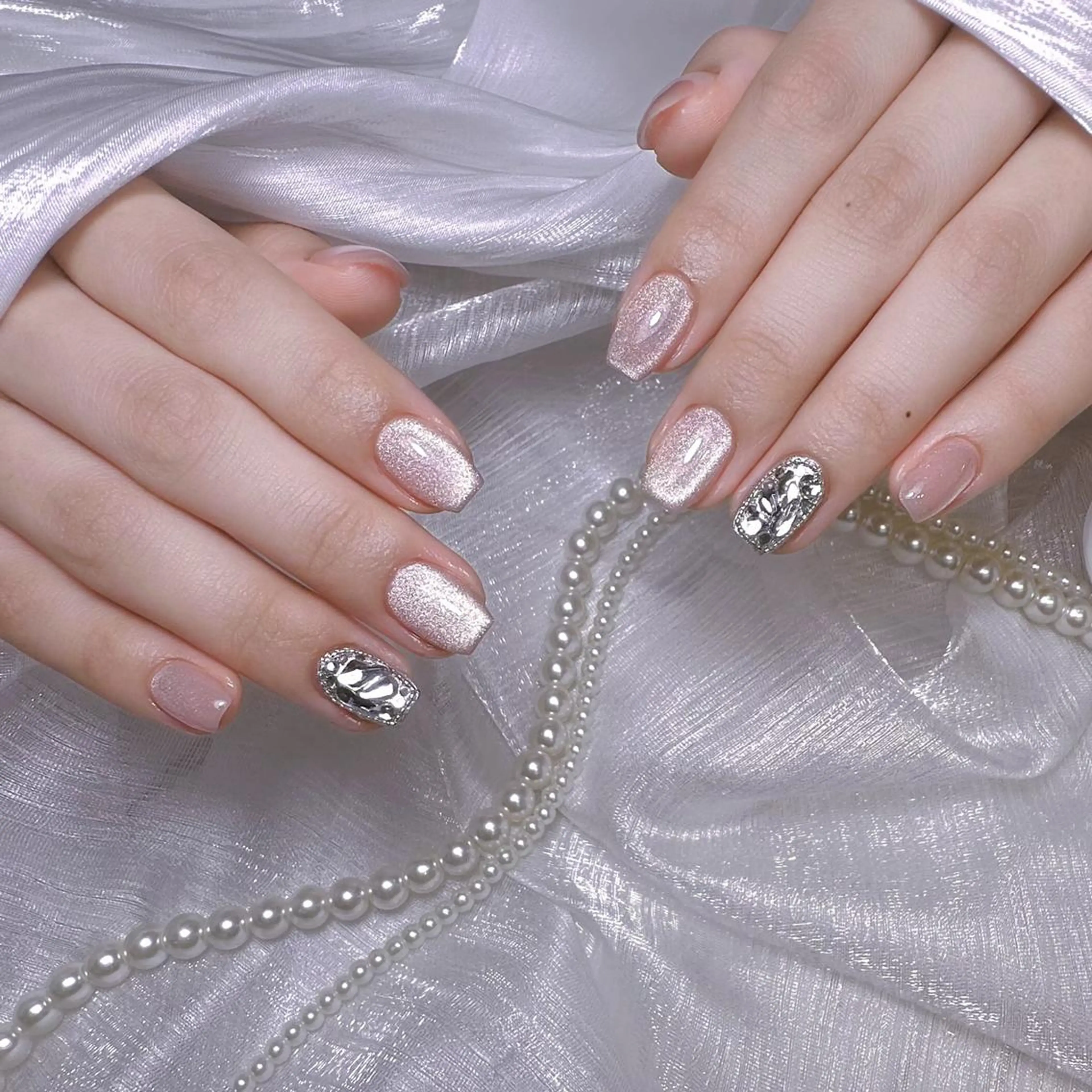 ネイル G. Studioのネイルデザイン