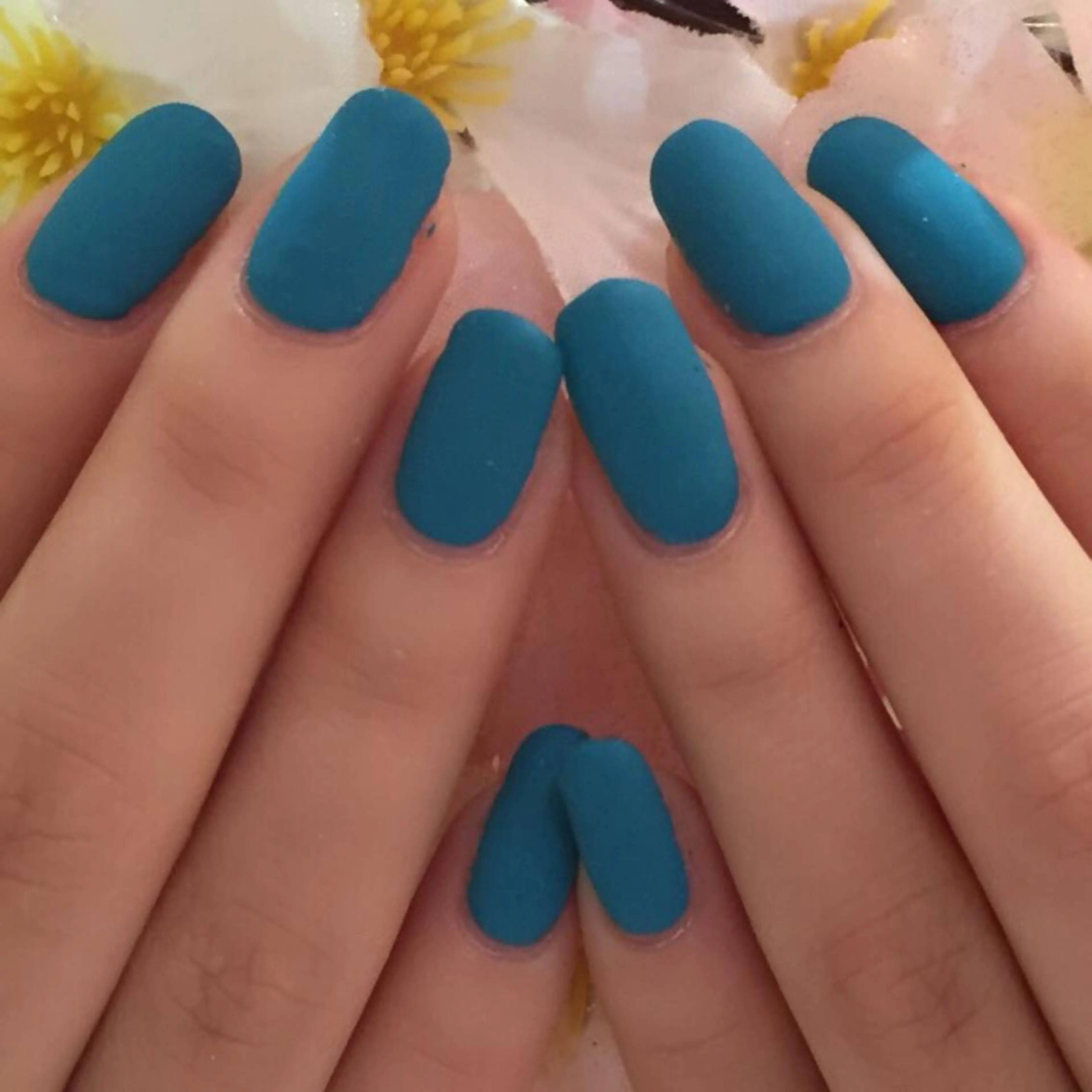 ミディアム SINCERELY シンシアリー🌈のネイルデザイン