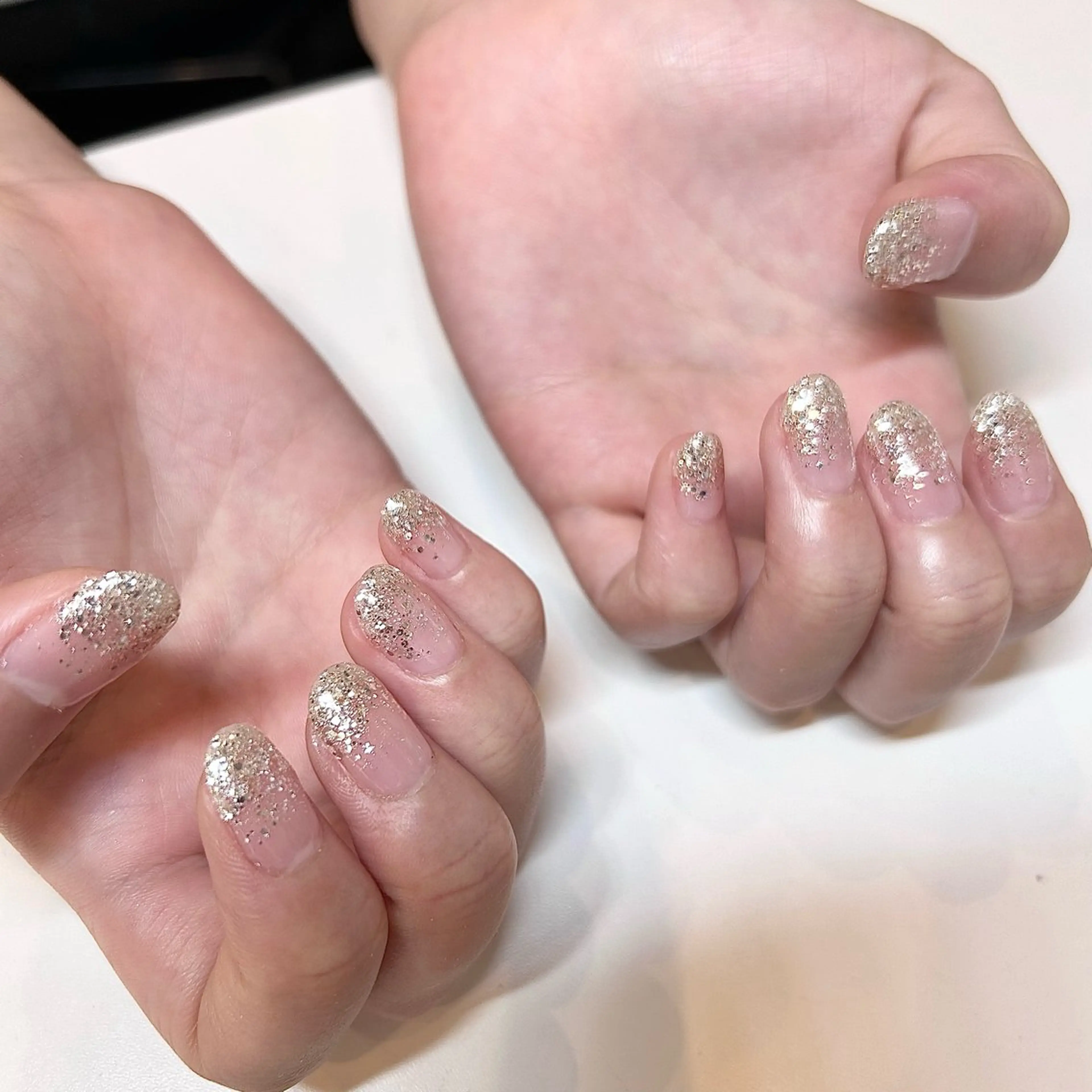 ネイル ラメ(グリッター) ラメグラデーション OfHAIR自由が丘WEST店所属・🪐ほそだ ひとみ🪐のマツエク・マツパデザイン