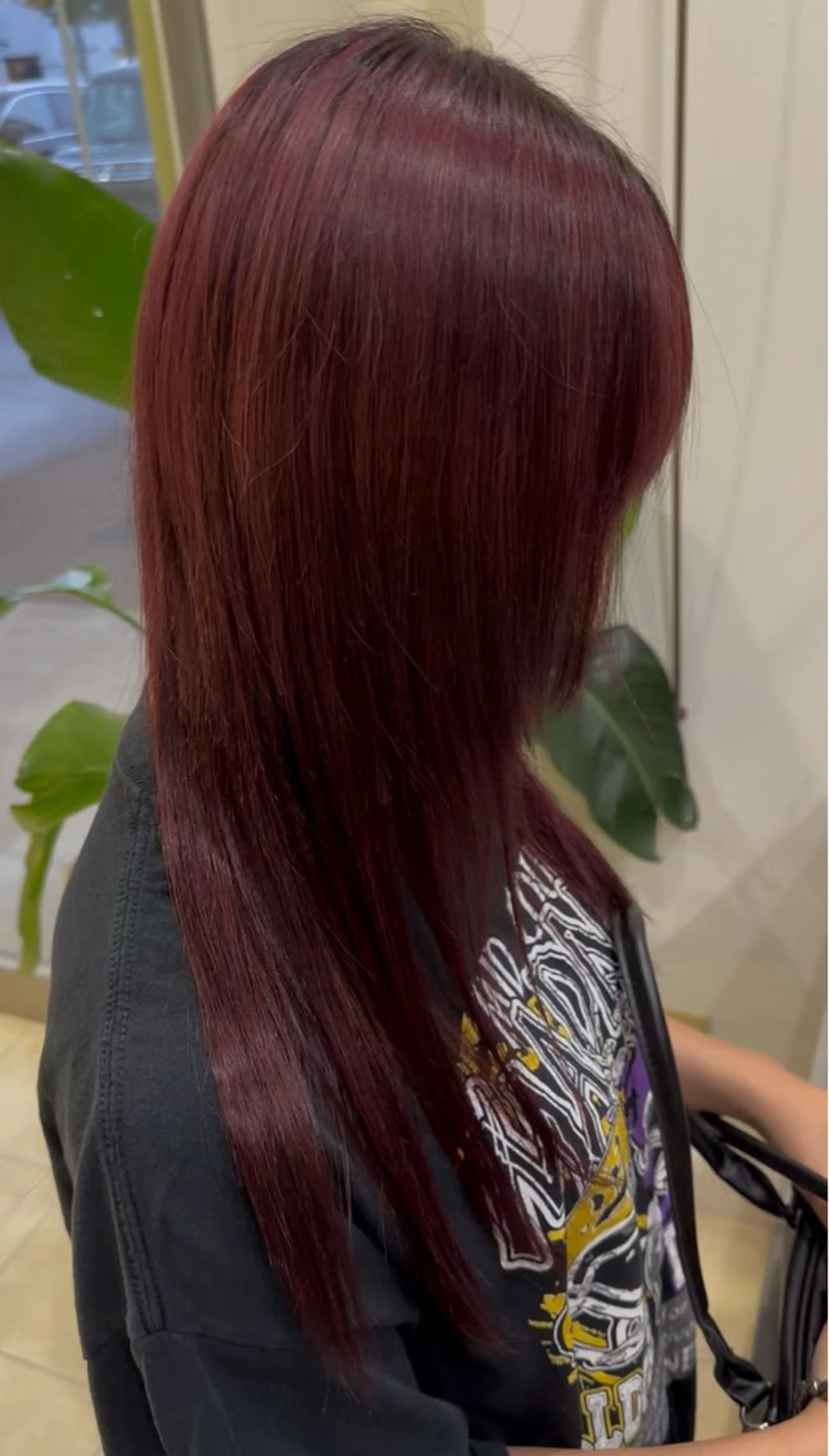 セミロング カラー カット ヘアカラー arika オケシ　リョウダイのヘアスタイル