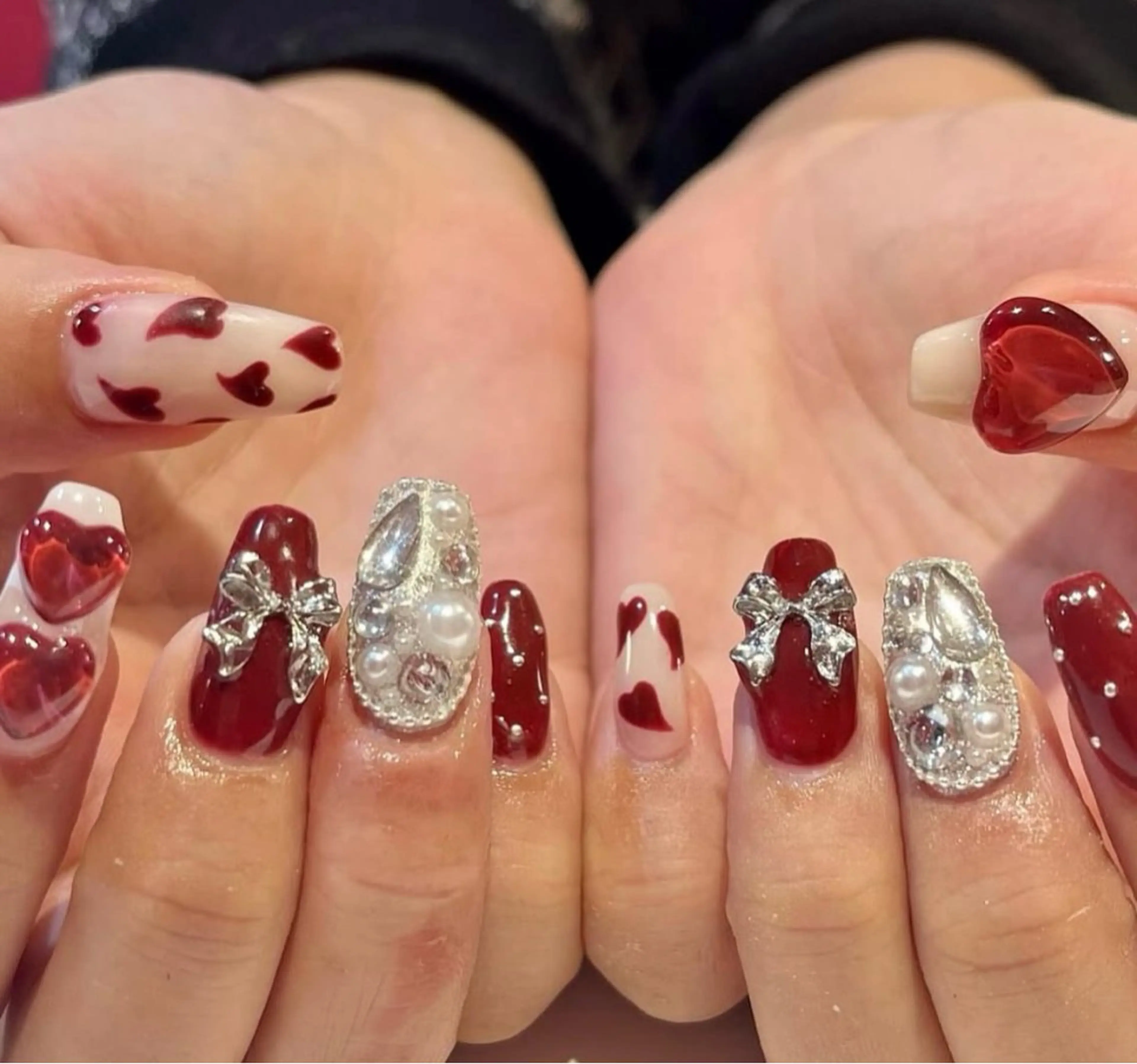 ネイル グラデーション キラキラネイル ワンカラーネイル 冬ネイル Jenn Nail Salonのネイルデザイン