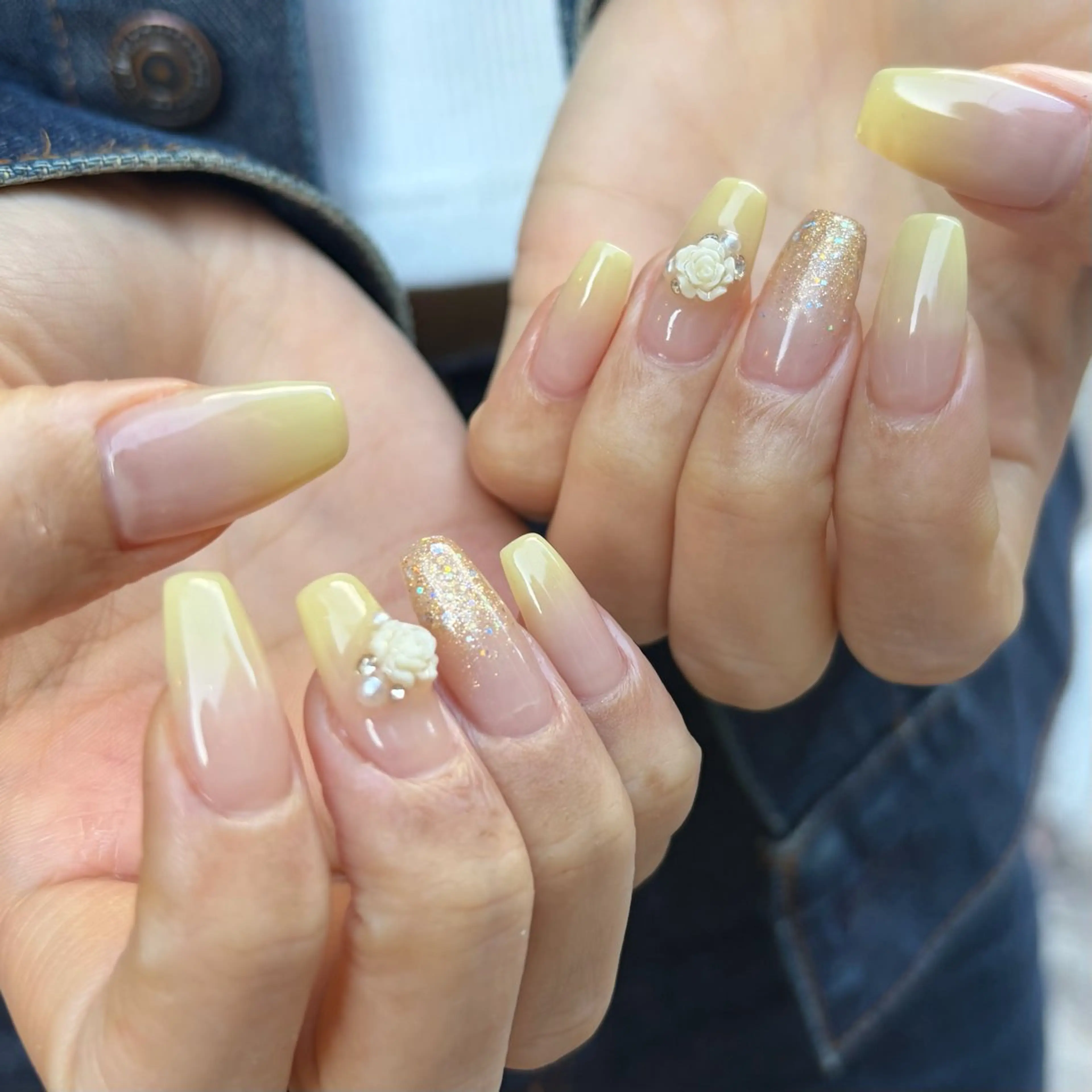 ネイル アートネイル グラデーション 春ネイル 黄色 ハンドネイル ballie／小野原 なつみのネイルデザイン