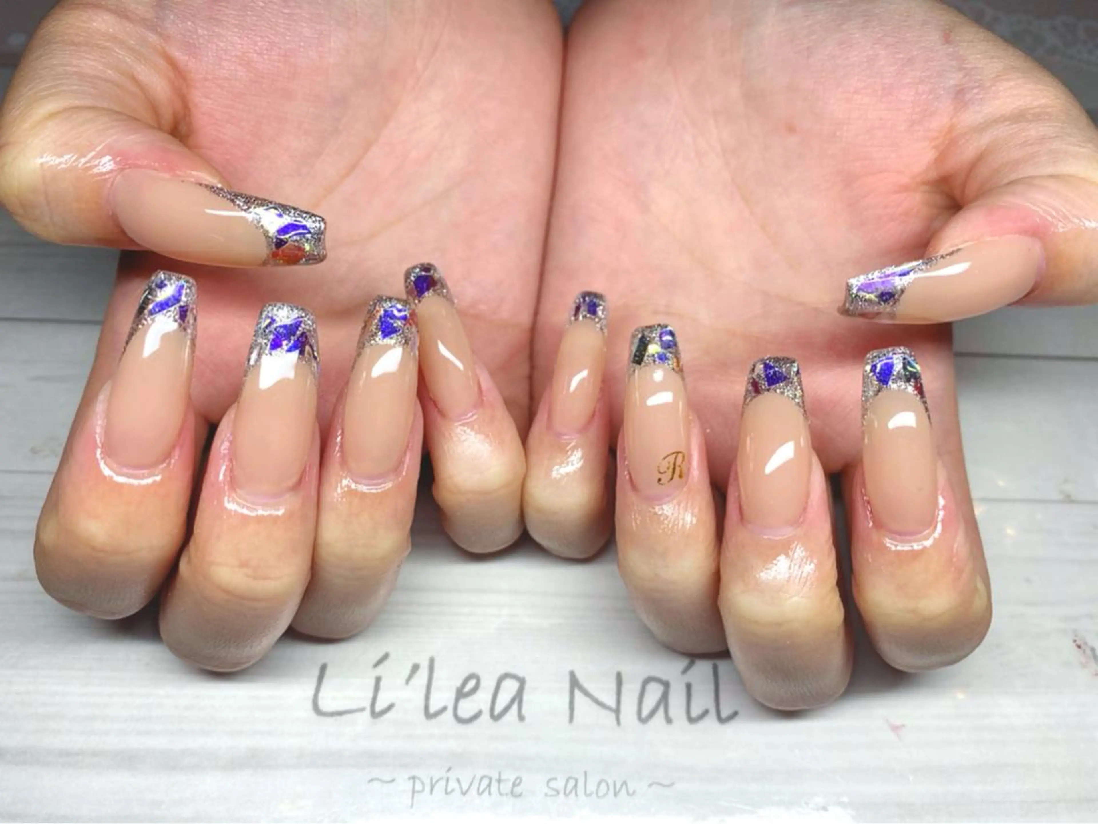 ネイル Li'leaNail AINAのネイルデザイン