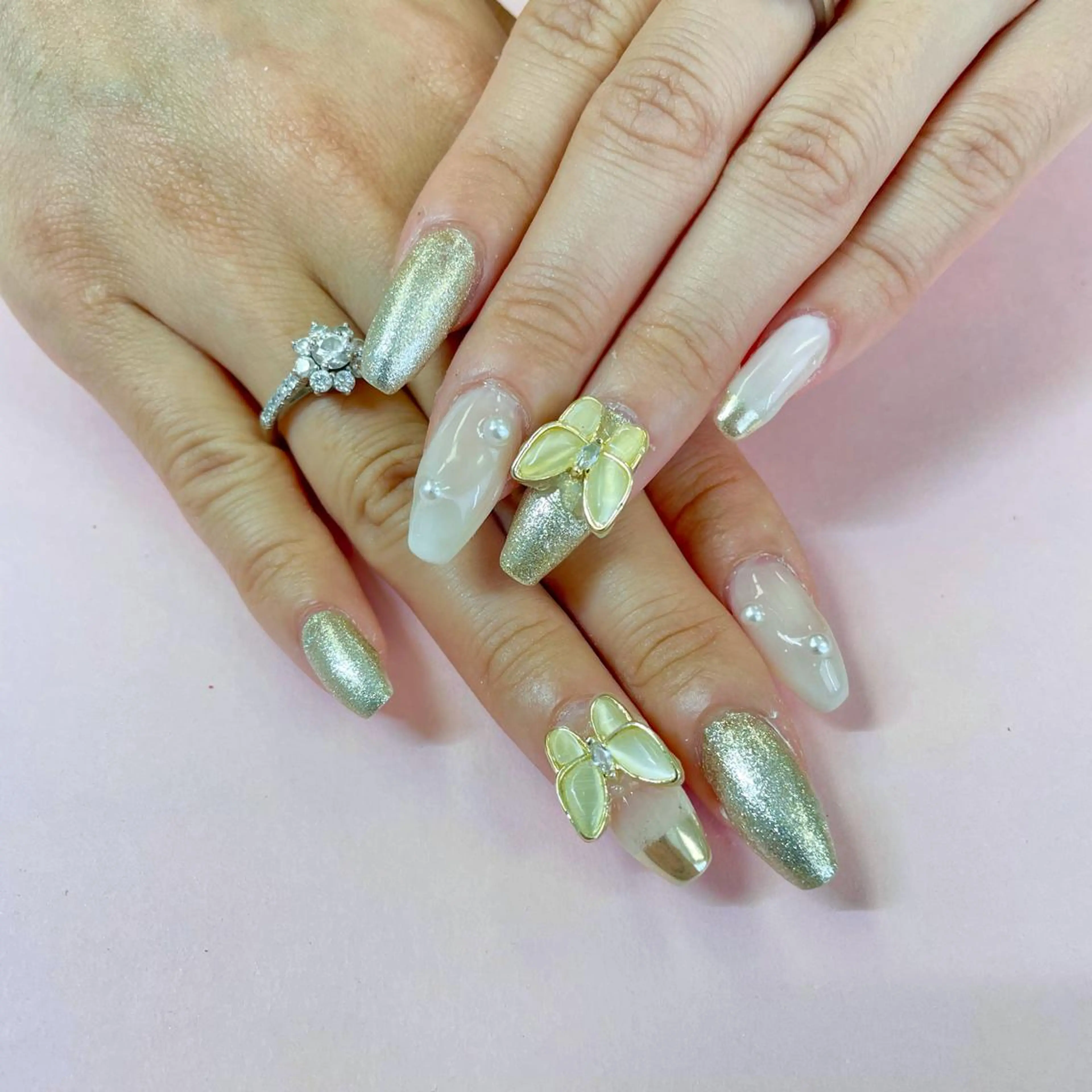 ネイル ハンドネイル 大阪福島 韓国まつげ Sayaka🤍🐩のマツエク・マツパデザイン