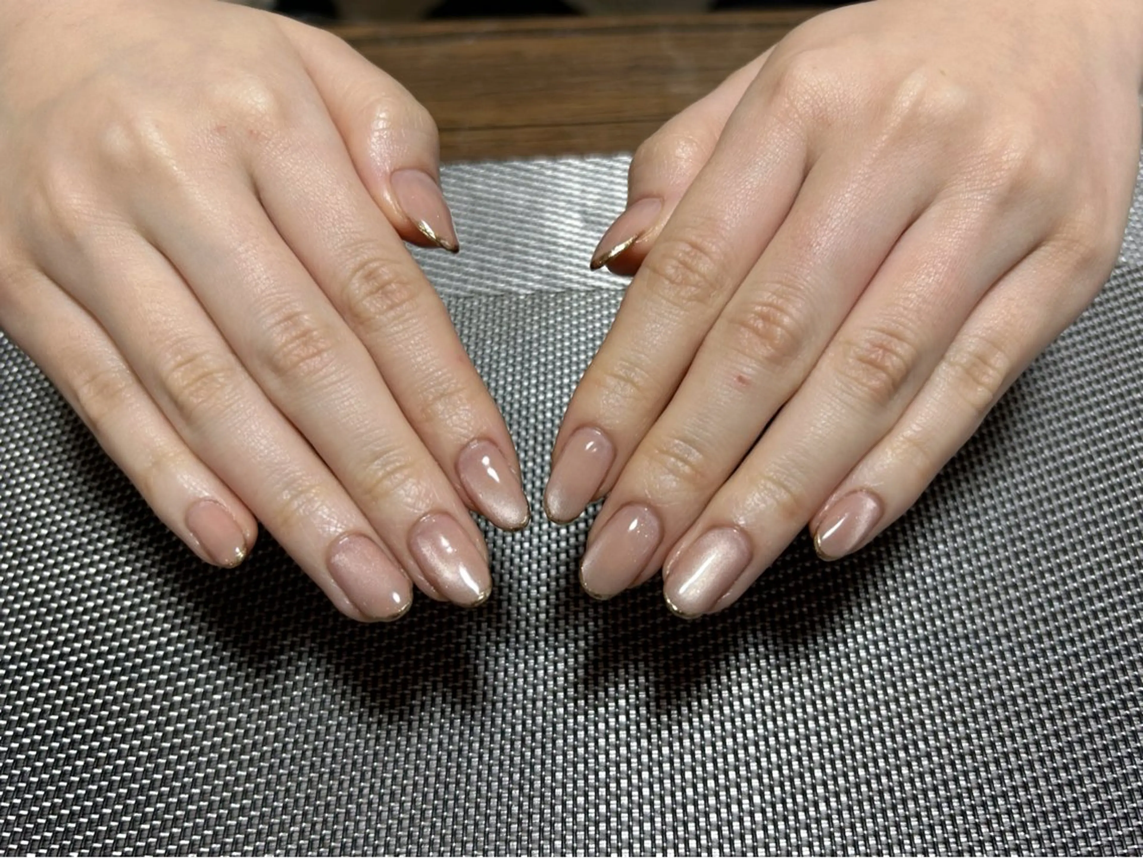 ネイル ゴールド マグネットネイル ハンドネイル i nailのネイルデザイン